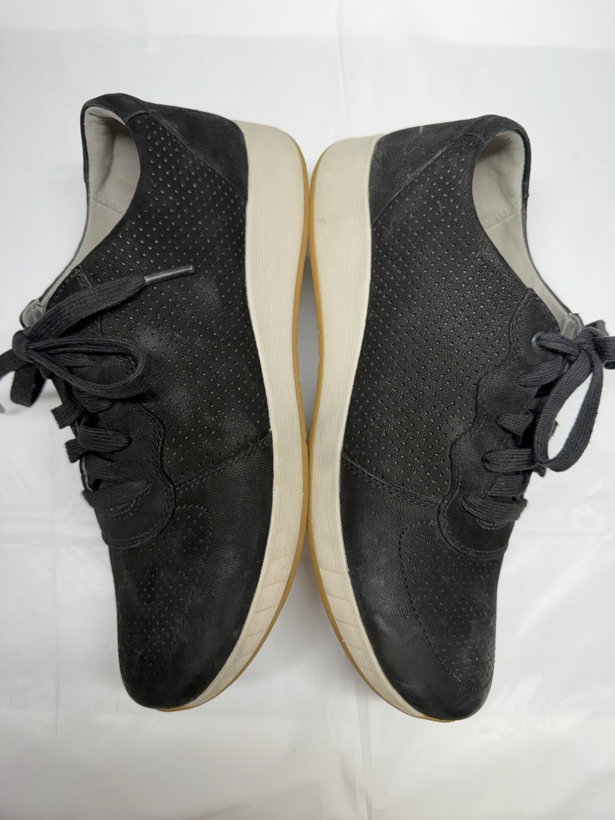 Dansko Women’s Black Suede Leather Sneakers Lace Up Size 41 or 10.5/11