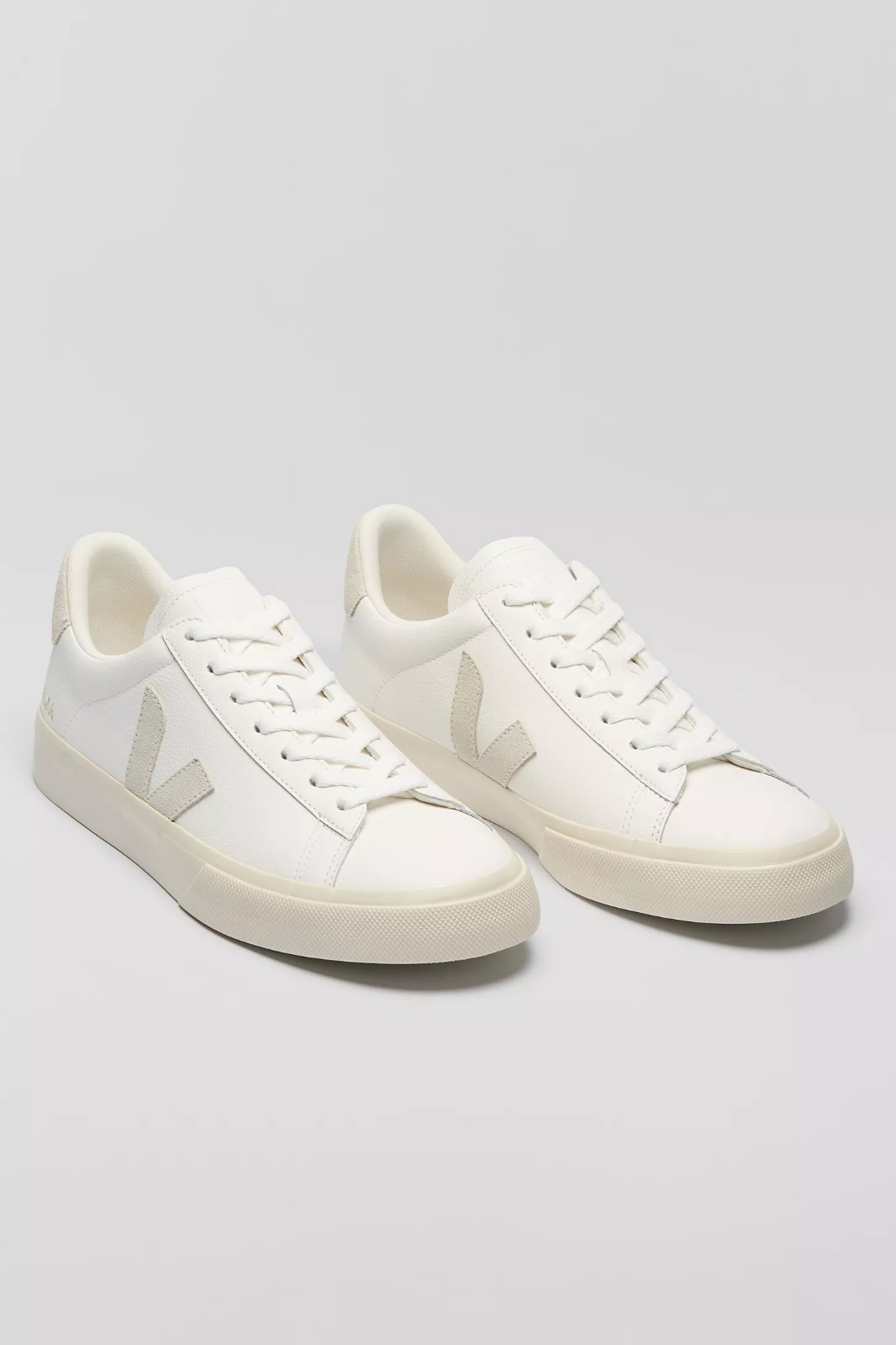 Veja Women’s Campo Sneakers in Extra White + Natural Suede NEW WITH BOX
