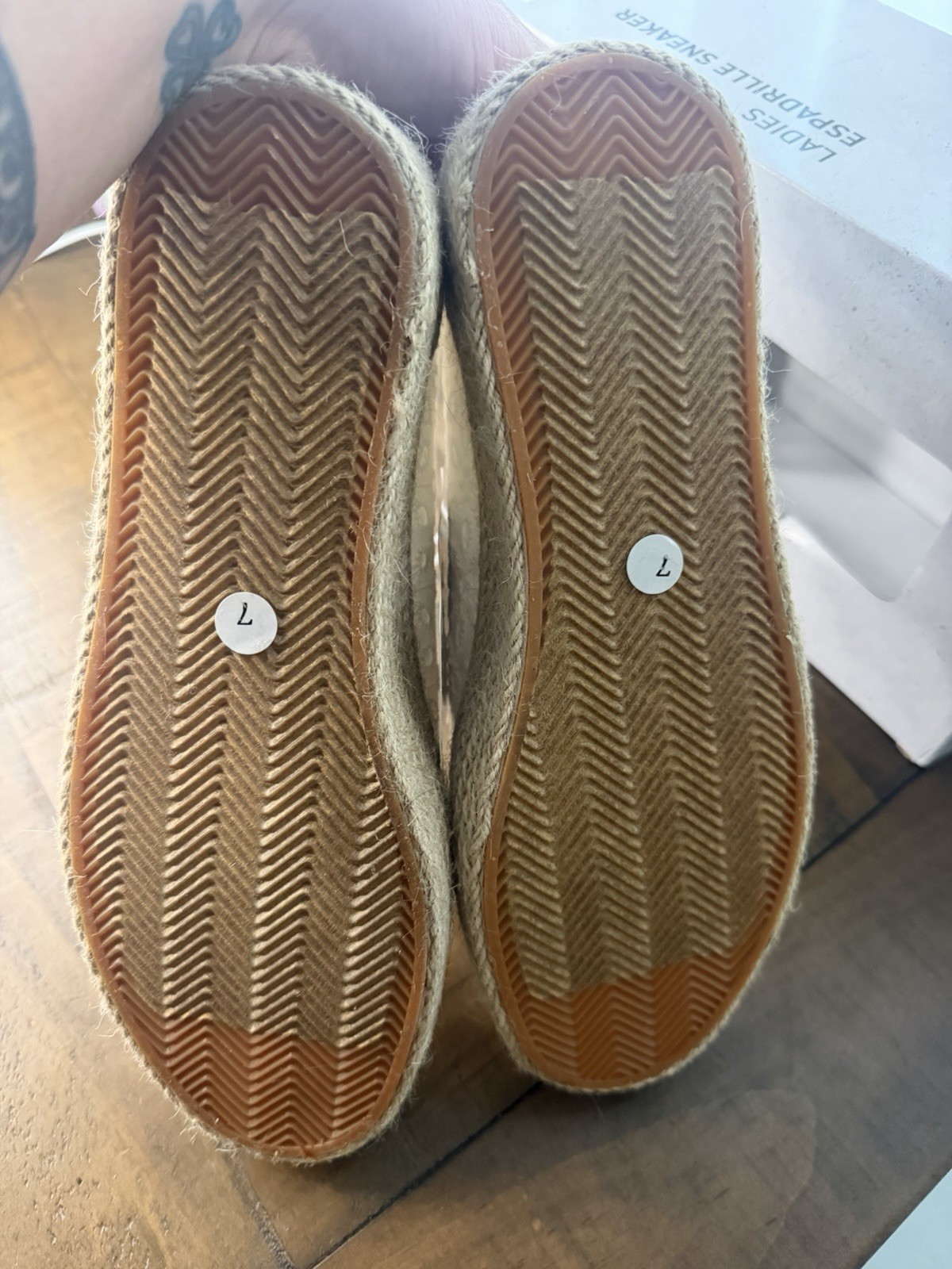 Serra white embroidered espadrille sneakers women’s size 7 new sneakers