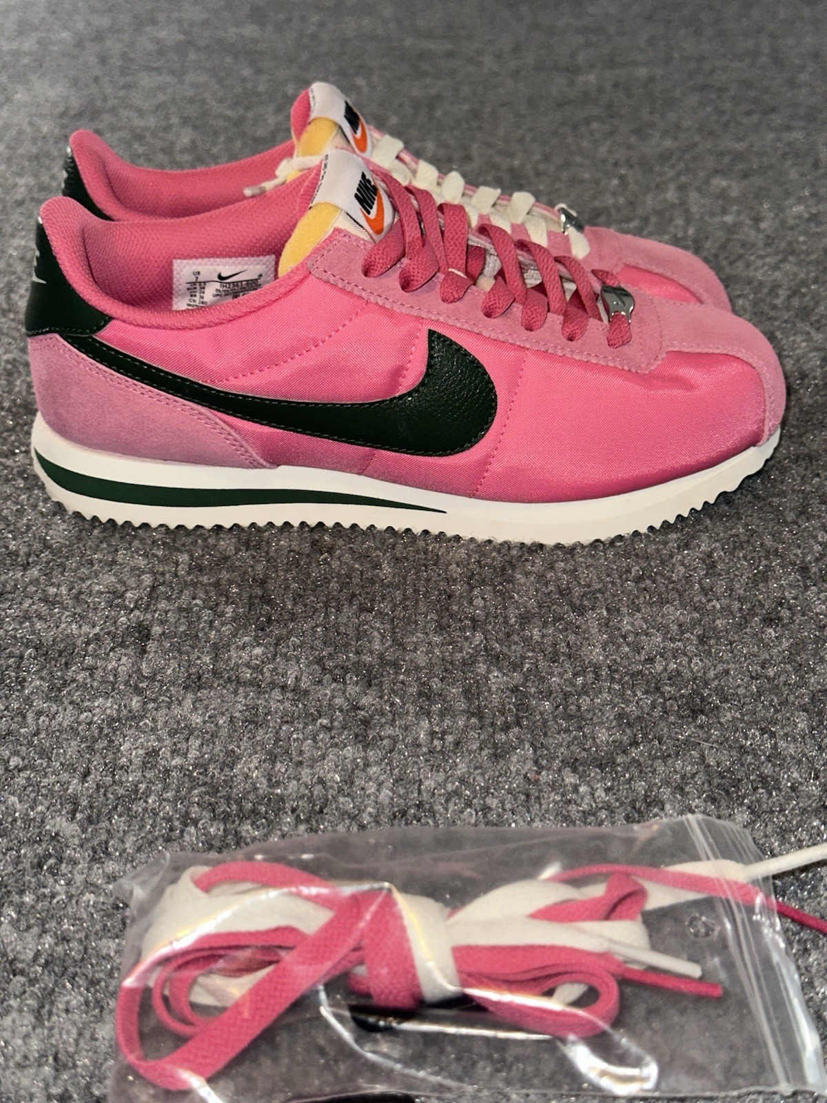Nike Cortez Pink/Black/White Low Top Lace Up Womens Sneaker w/ Extra Laces
