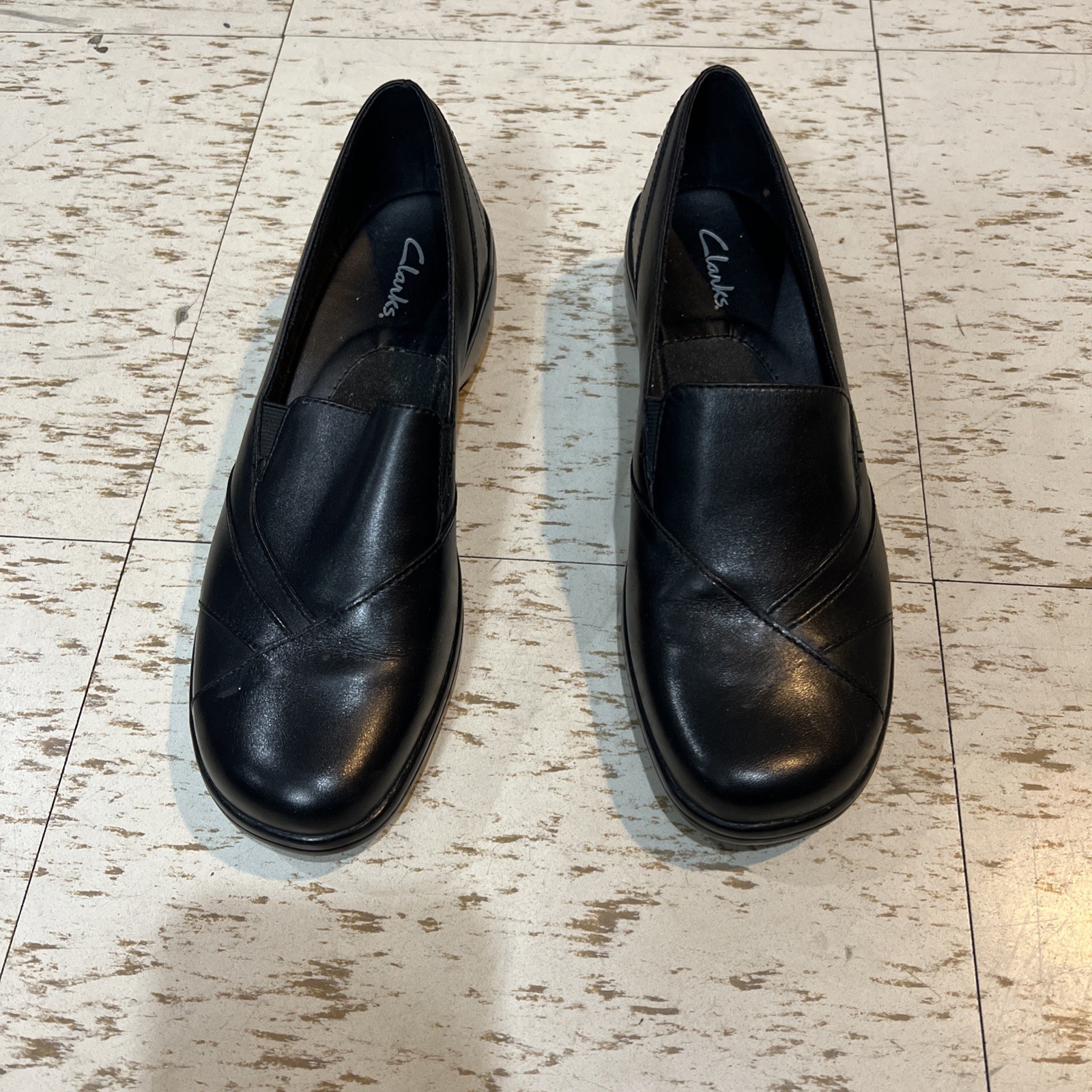 Clarks Blackberry Women’s Slip-On Shoes, Size 9 M Black Leather 84629