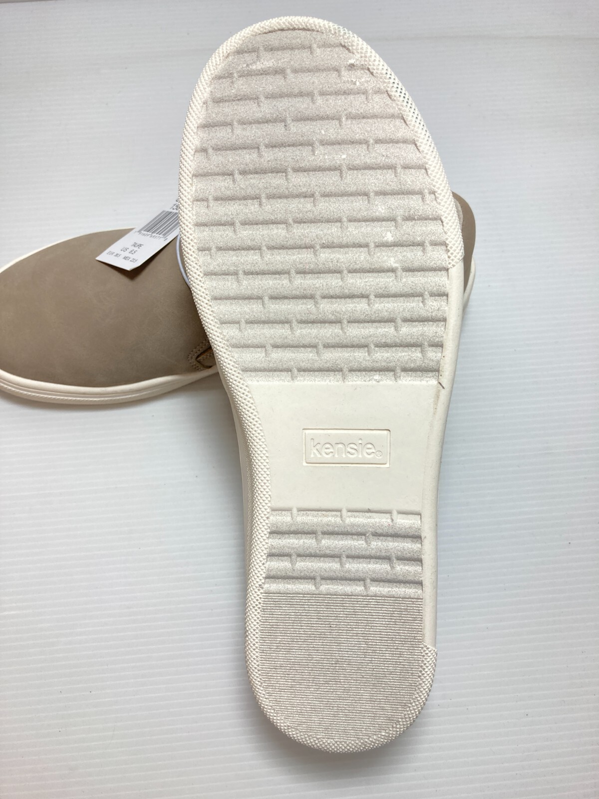 Kensie Ladie’s Taupe Soren Faux Suede Women’s Side Zipper Shoe – NEW