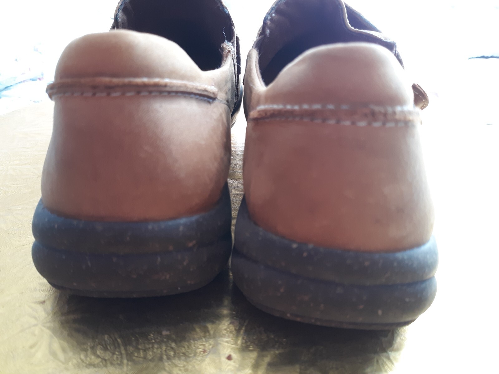 Comfort CLARKS Dark Tan LEATHER Women Size 8.5 M Round Toe Shoes MEXICO