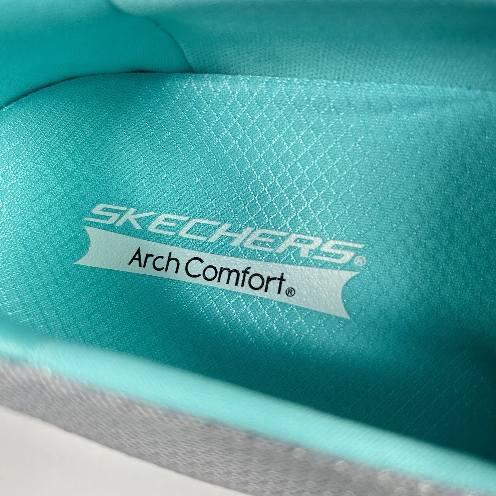 New Skechers Arch Support Shoes Women’s Size 11 Slip On Walking Light Grey Aqua
