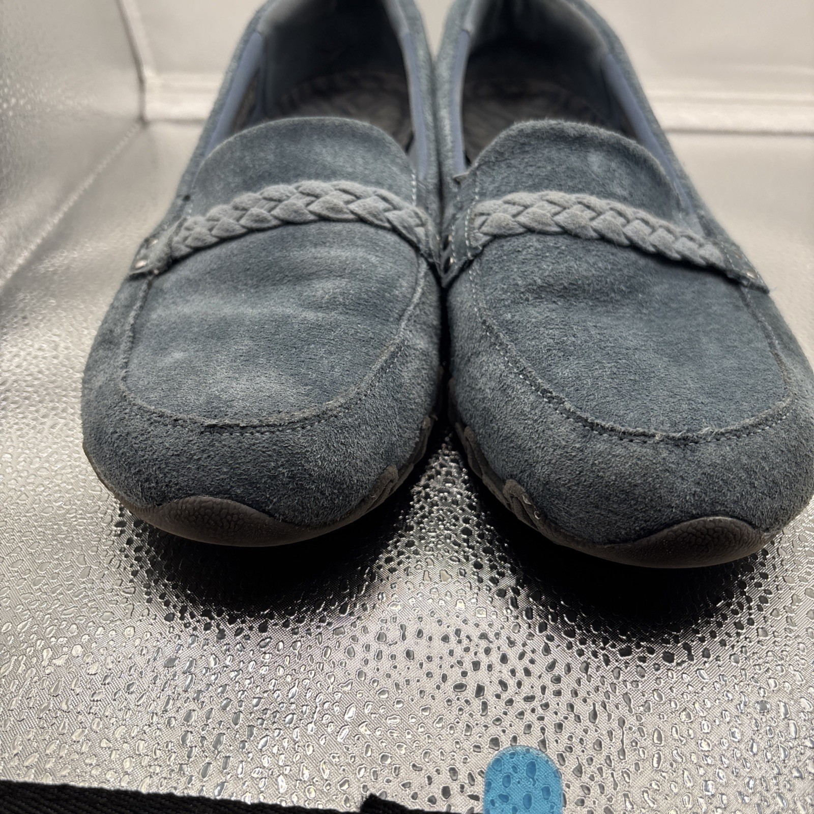 Skechers – Suede Slip-On Shoes – Bikers Of Melbourne. 10 Medium. Blue