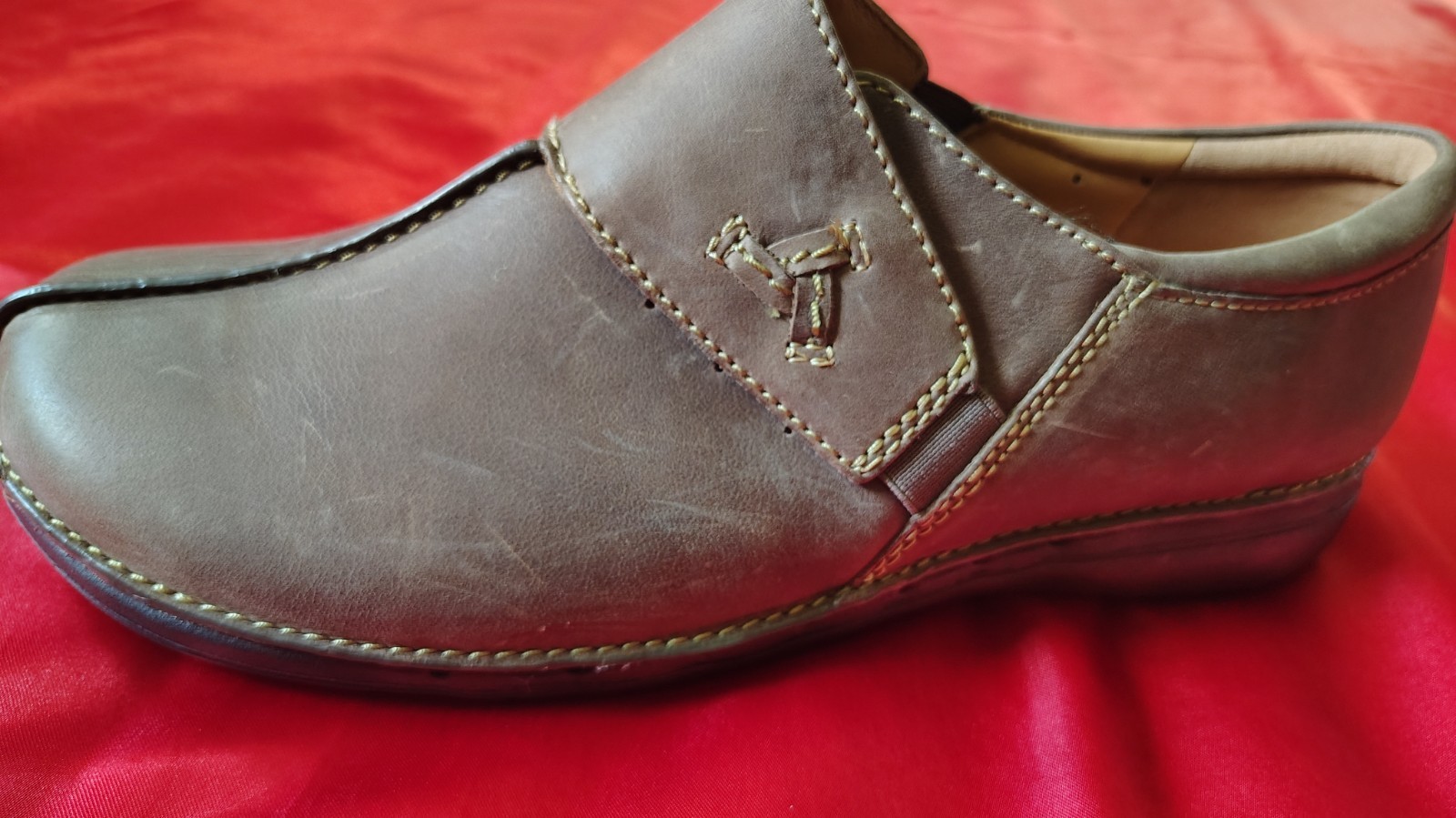 Clarks Un Loop Ave Women’s Loafer Taupe Leather Shoes, US 9.5-10.5, UK, AU 7-8