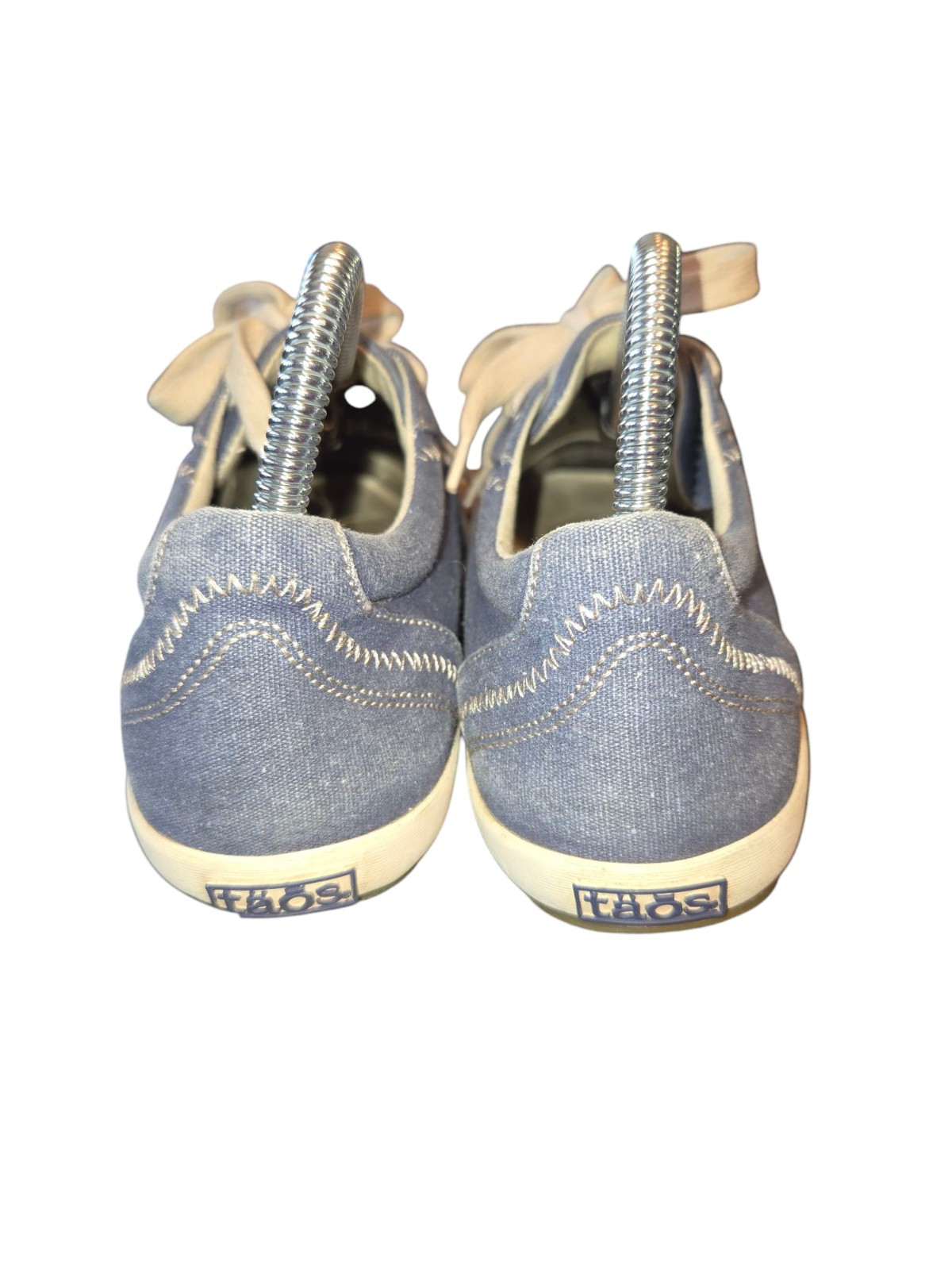 Taos Star Blue Wash Canvas Lace Up Removable Footbed Comfort Sneakers Size 8.5