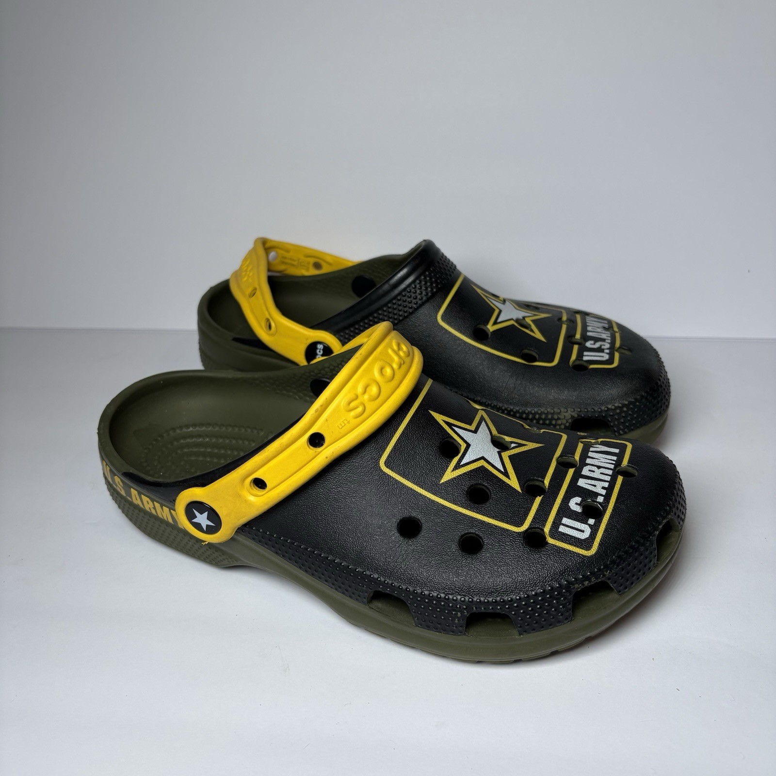 Crocs Women’s 7 Men’s 5 Slip On Clogs United States US Army Military Shoes