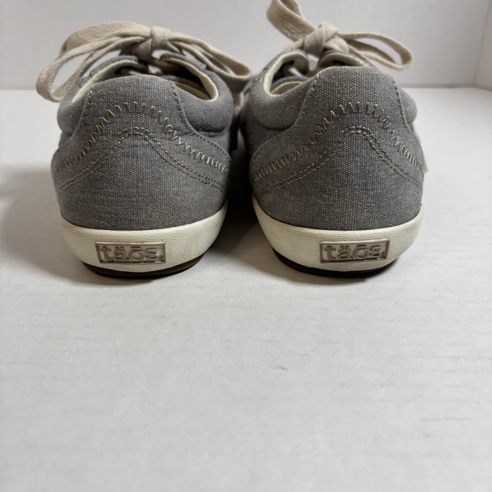 Taos Star Flat Cushion Comfort Sneakers Grey Wash Womens 8
