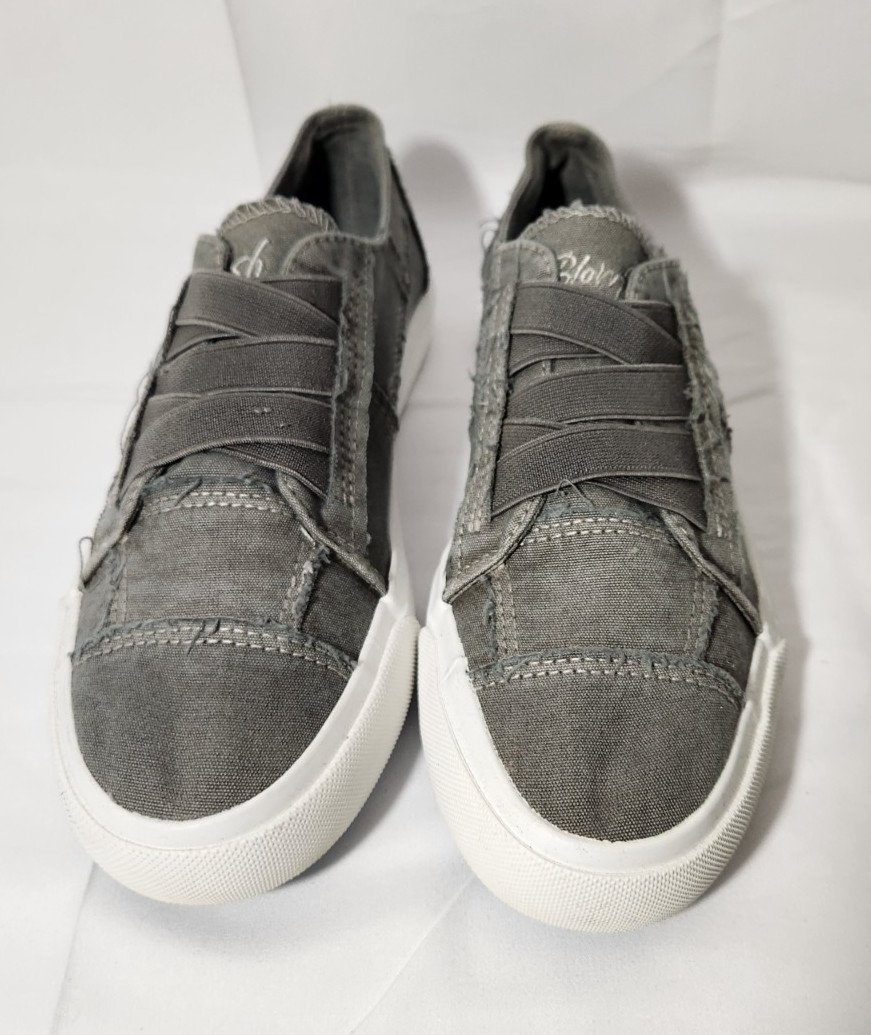 NEW Blowfish Malibu Marley Grey Distressed Canvas Slip Sneakers Women’s Size 8