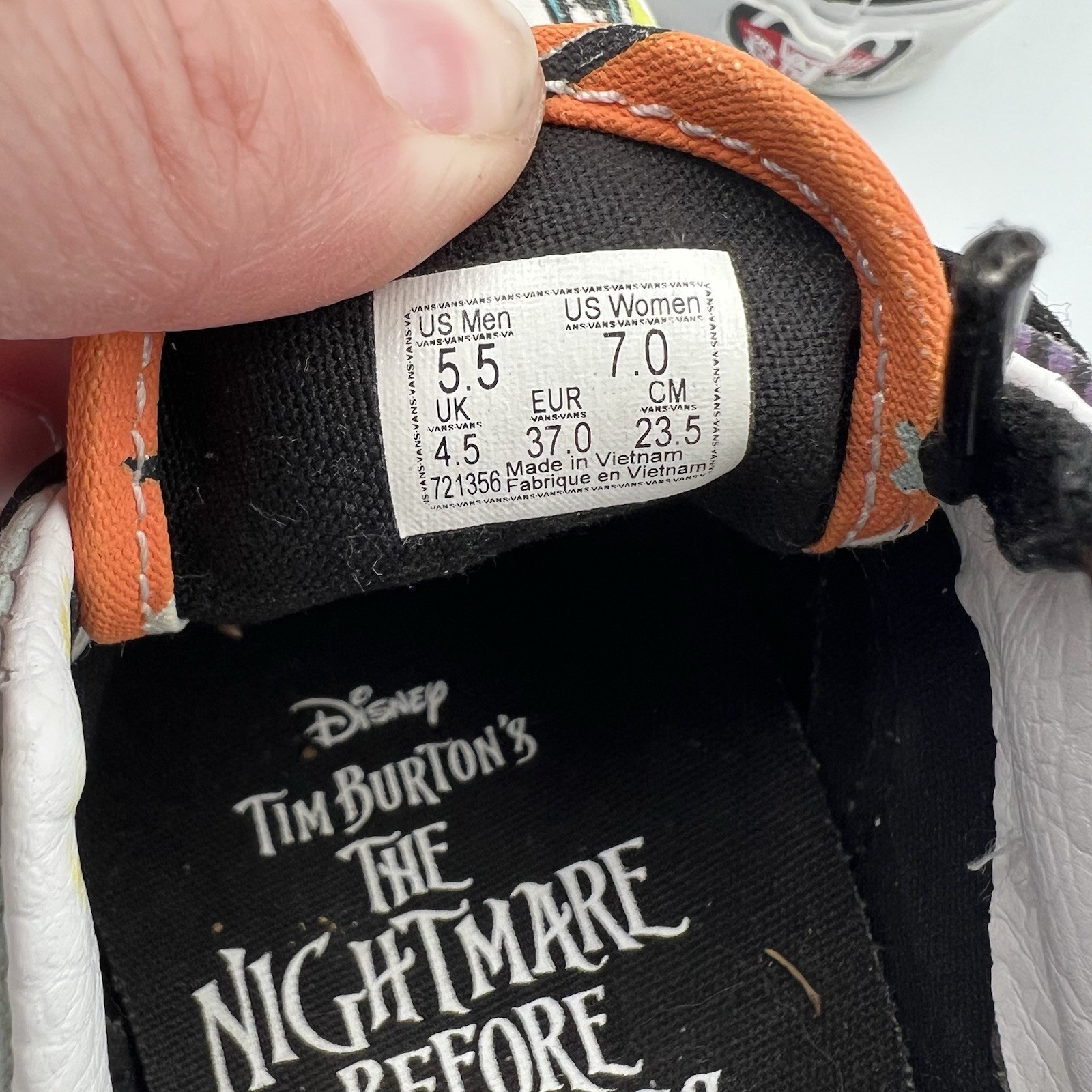 DISNEY VANS Era x The Nightmare Before Christmas Halloweentown Shoes W 7 M 5.5