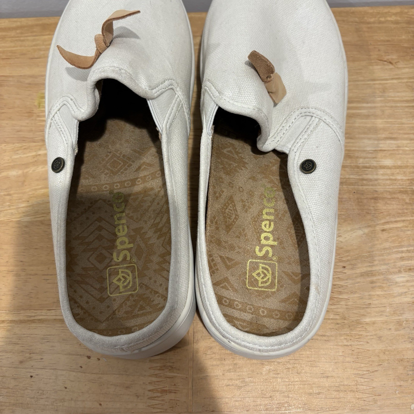 Spenco Audrey Canvas Slide Mules Slip On Women’s Size 8.5 D Beige Bows