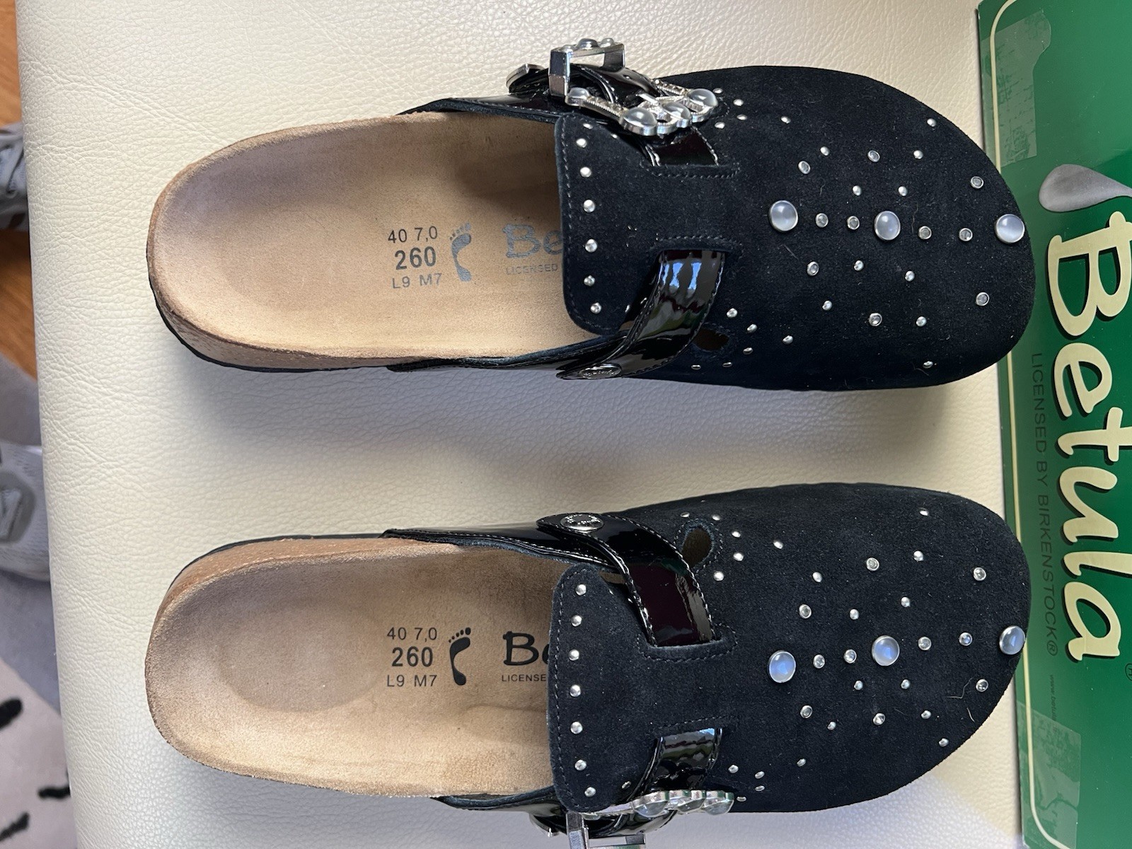 New In Box Betula Birkenstock Suede Clogs With Jewels & Fancy Buckle Size 9
