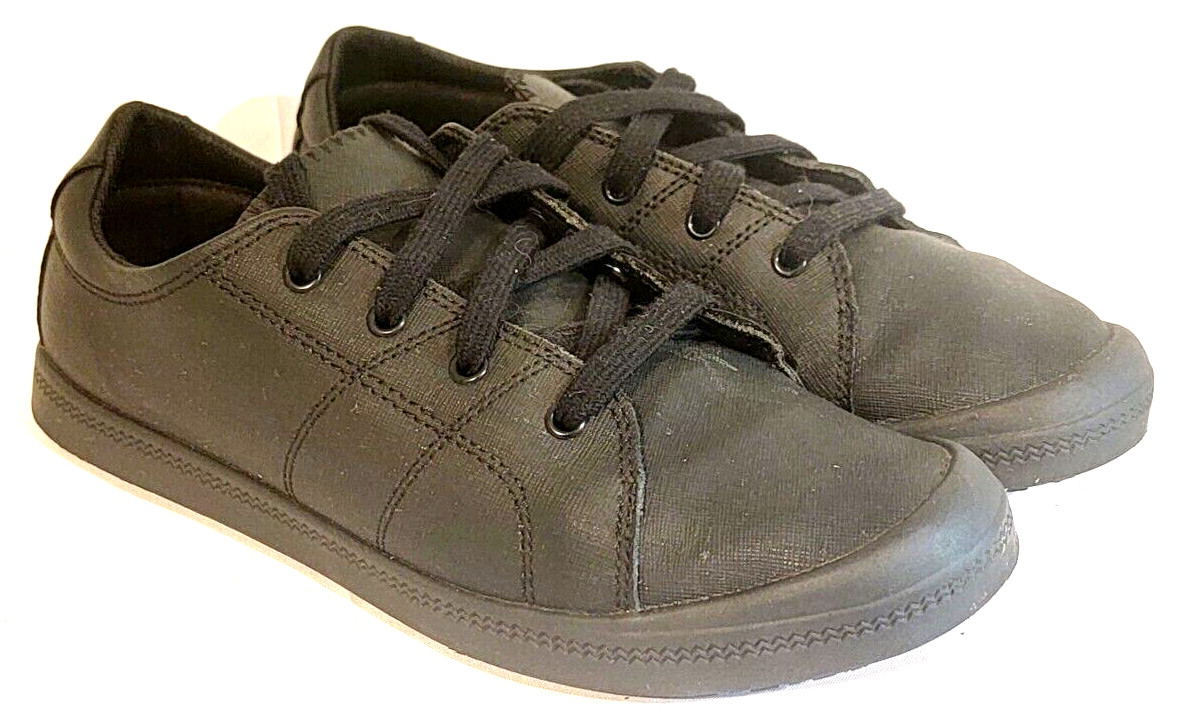 Womens TREDSAFE Black Wipe Clean Man Made Restaurant Sneakers Shoes 9