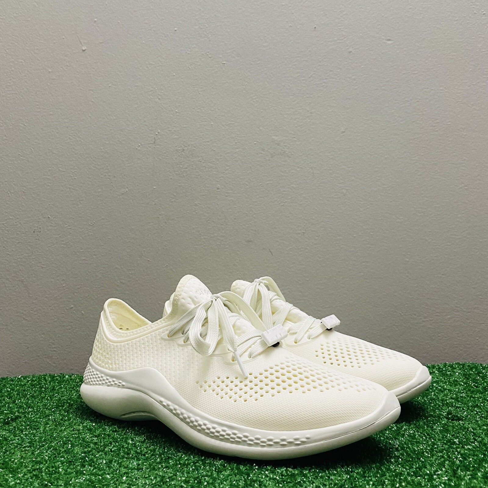 CROCS Women’s Sneakers – LiteRide 360 Pacer Lace Up Shoes 206705 White Size 10