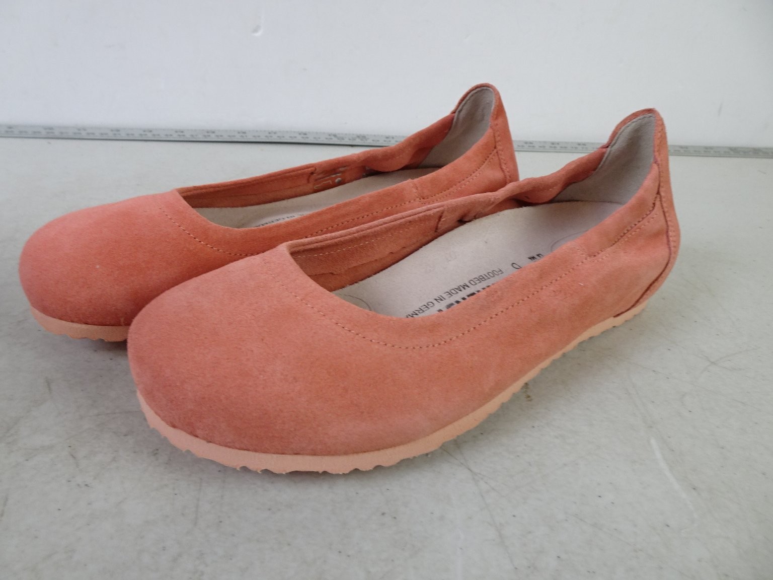 Birkenstock Women’s Coral Suede Ballet Flats US 6 EU 37 Slip-On Comfort