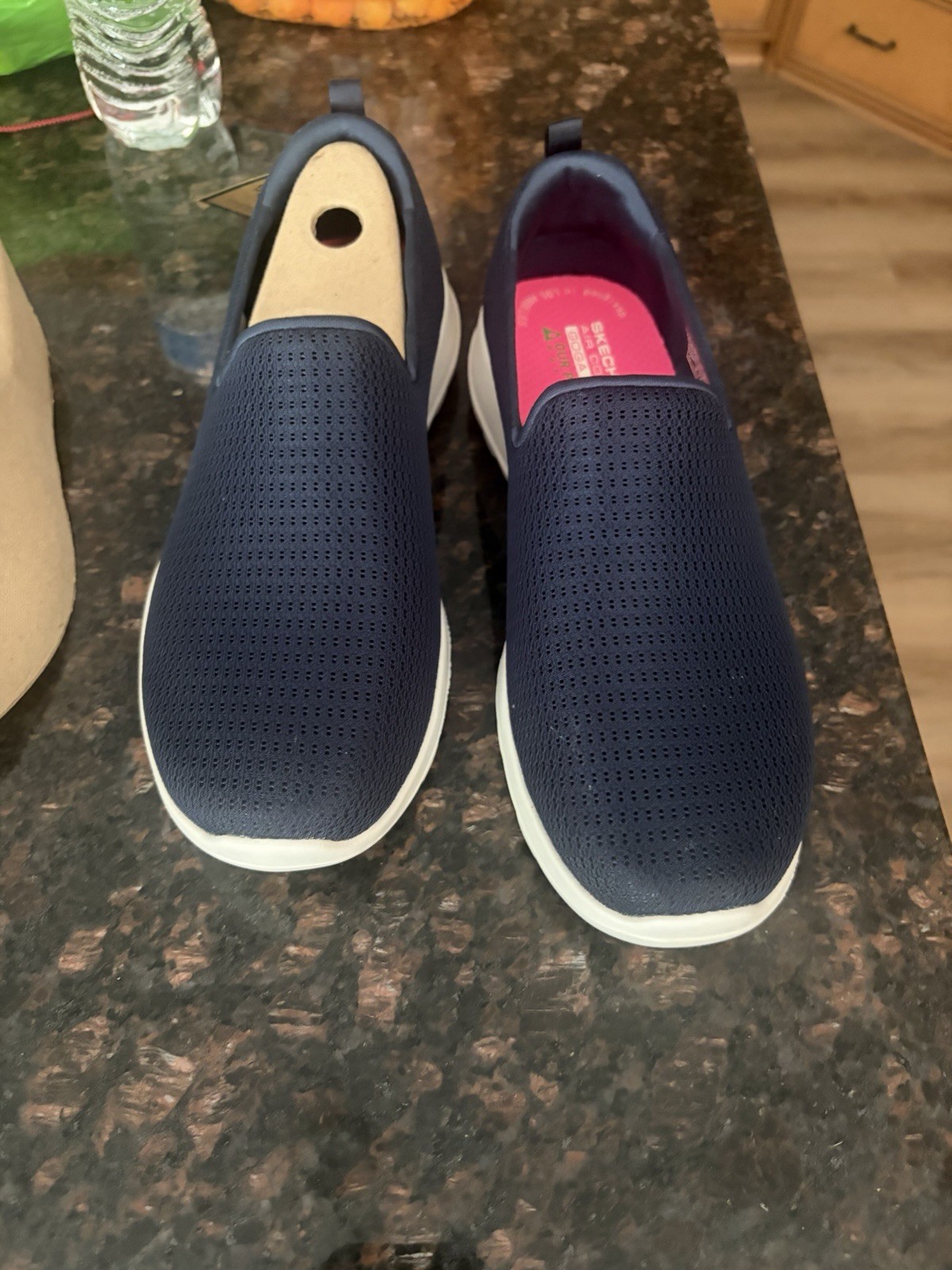 SKECHERS GOwalk Women’s Slip-On Mesh Shoes Navy/White/Pink 8.5 Washable