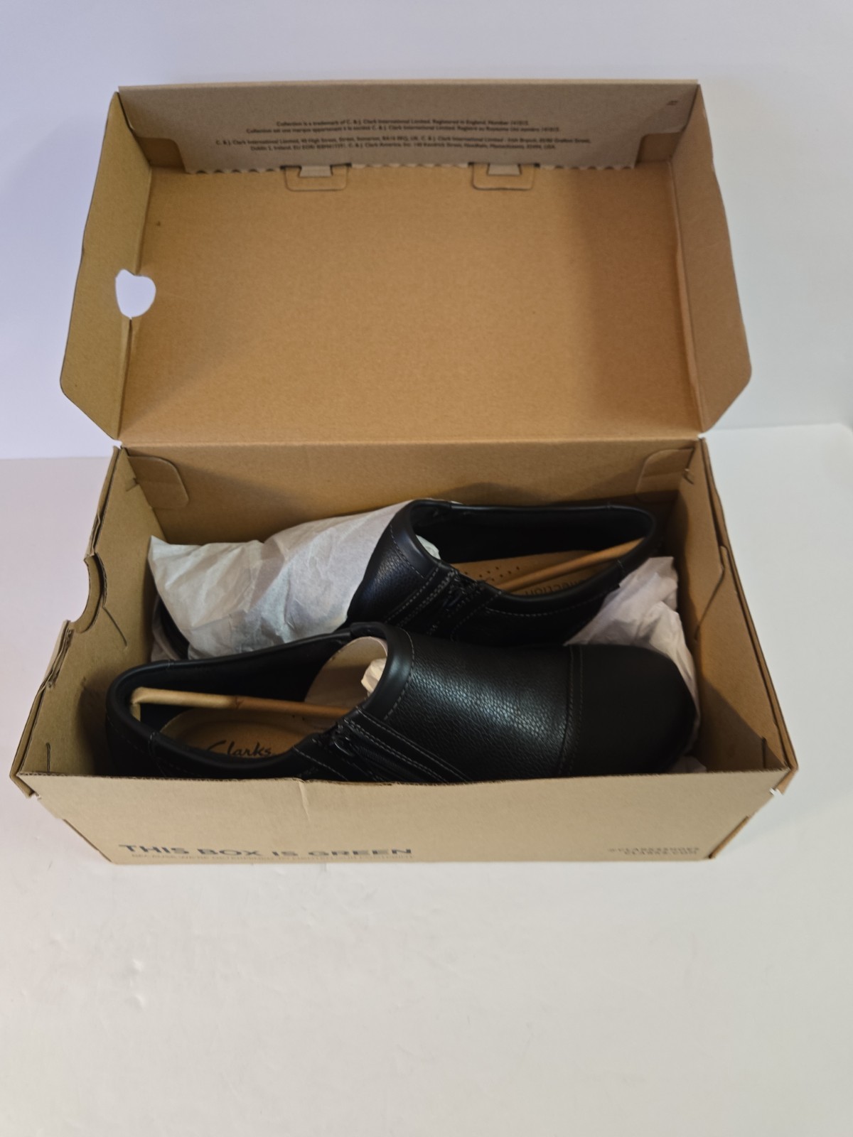 Clarks Womens Cora Giny Black Tumbled Leather 26155776 Size 10 Medium New w/ Box