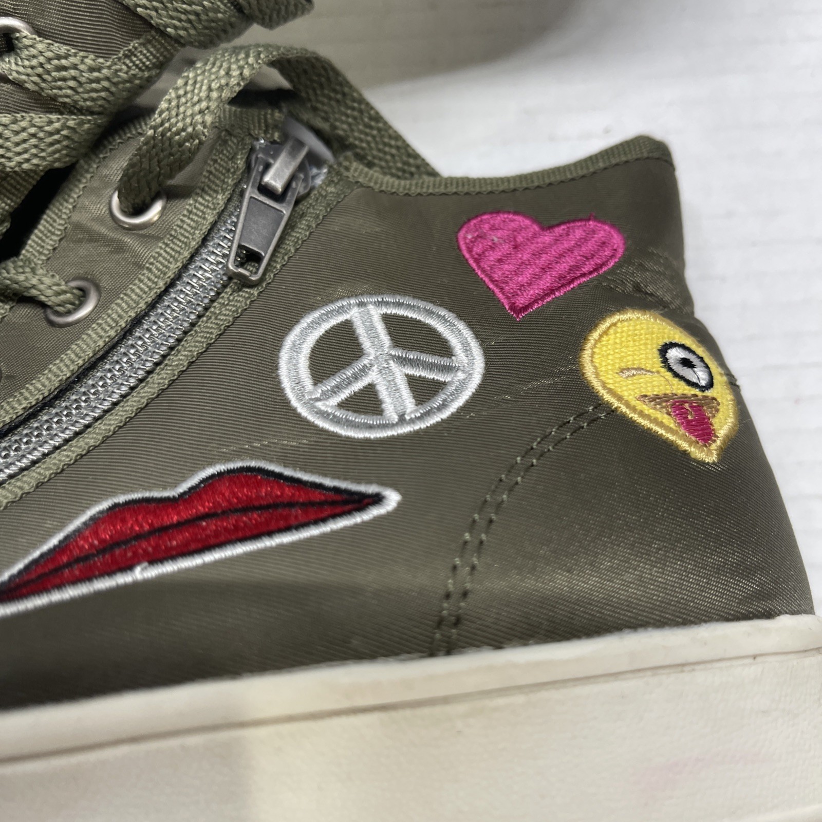 BRASH Army Green￼EMOJI BOSY Hi TOP ZIP SNEAKERS HEARTS PEACE Shoes
