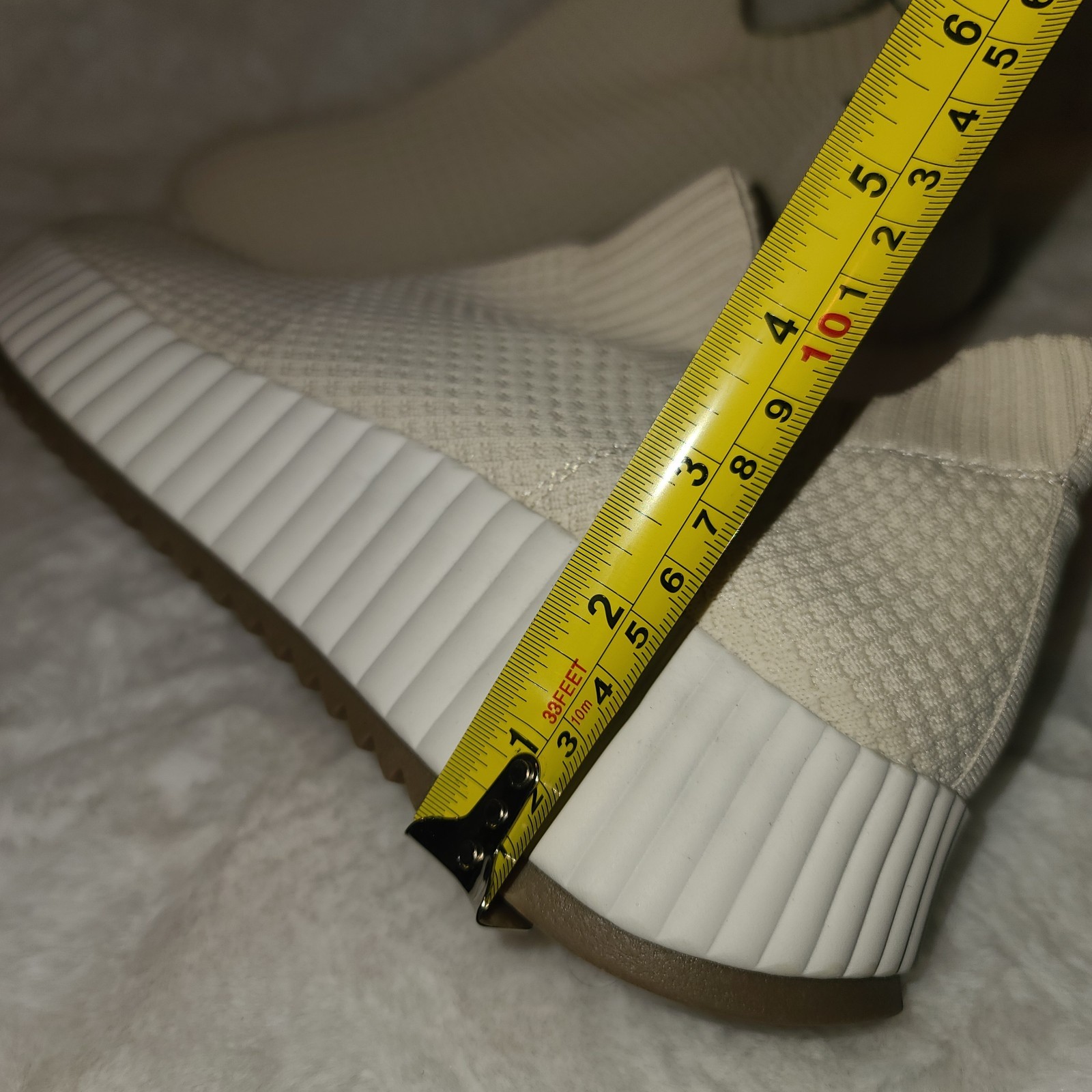 Sonoma Ortholite Eco Carolynn Color Natural / Off White Slip Ons US Size 10.