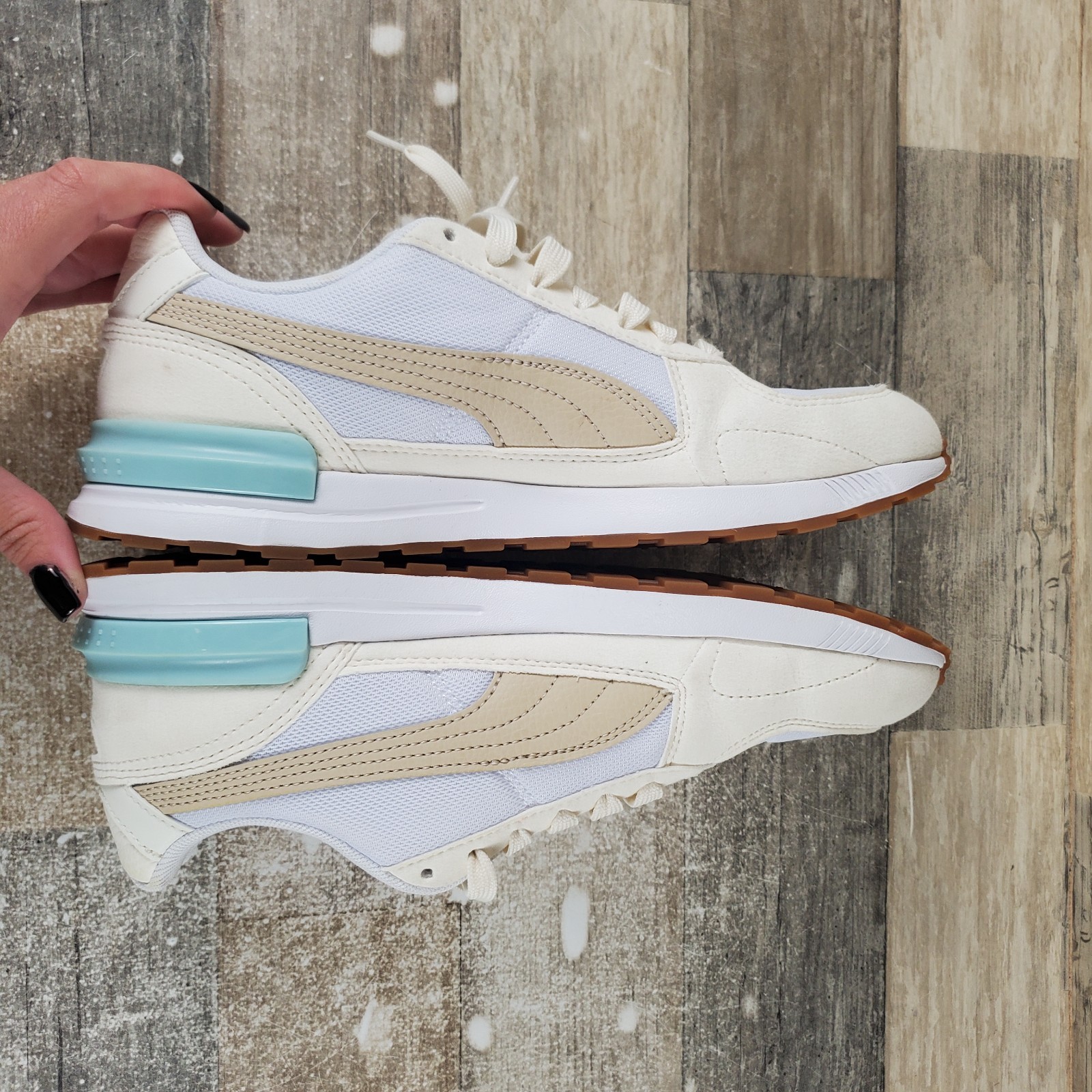 Puma Graviton Womens Comfort Shoes Sz 9 White Granola Pristine Lace Up Low Top