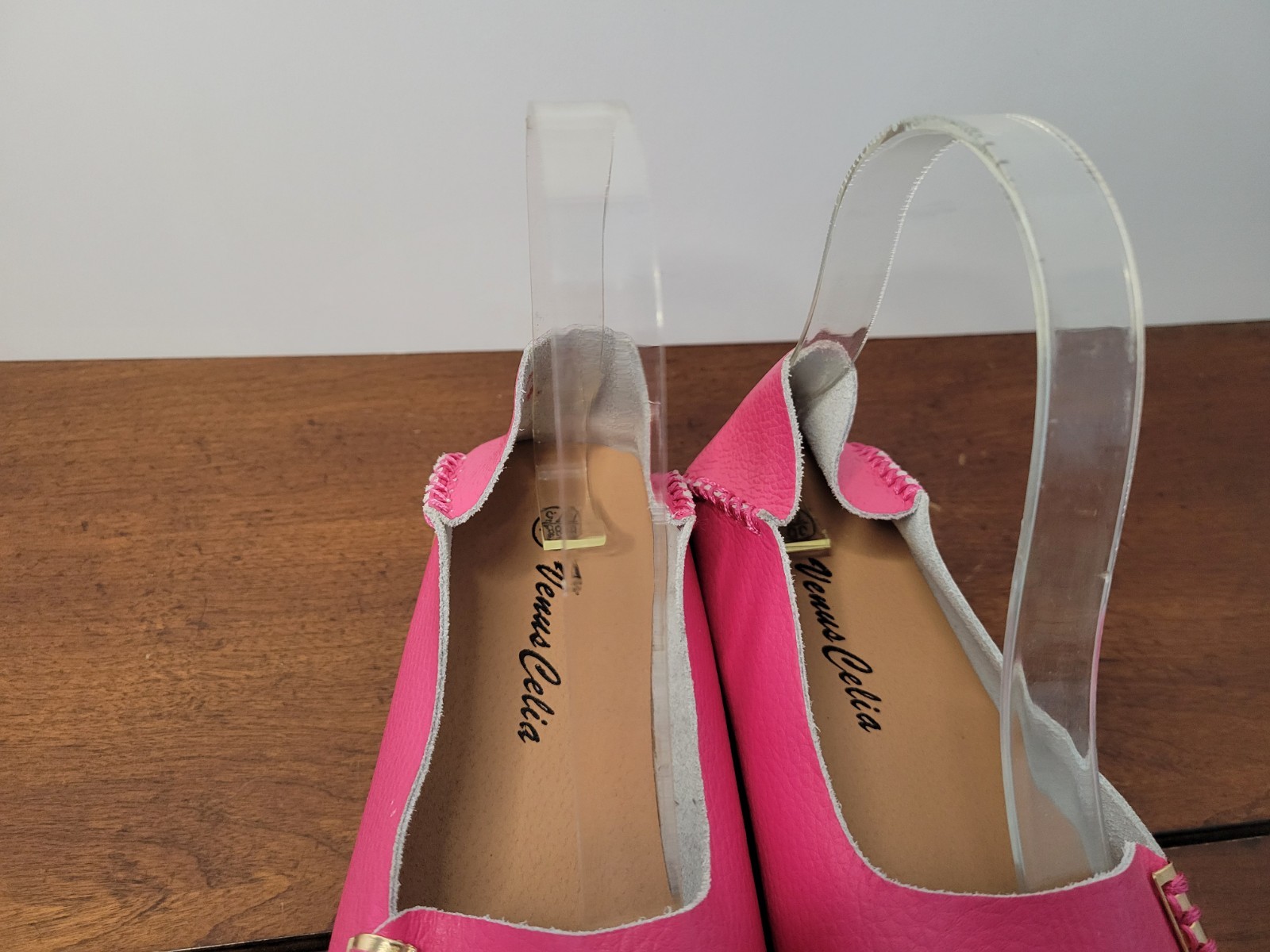 Venus Celia Pink Leather Comfort Womens Walking Driving Loafer Size 7.5 or 38