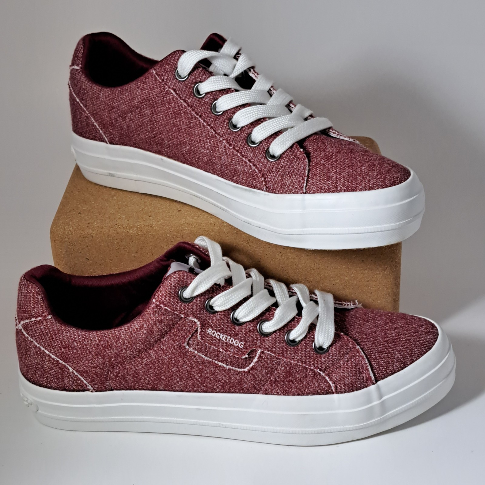 Rocket Dog Cecilia Womens Shoes Sz 8 Jersey Red Sneakers Cotton Canvas Low Top