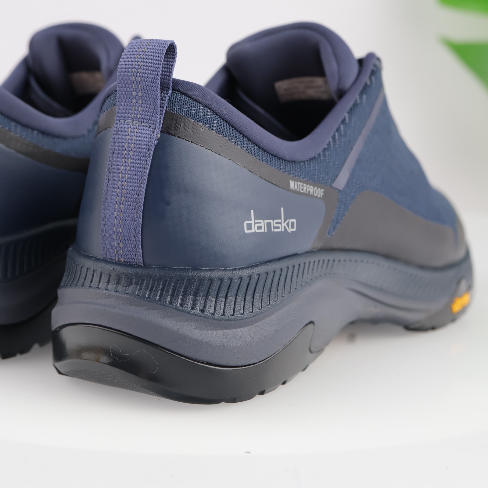 Dansko Womens Makayla Sneakers Size 38 7.5 Waterproof Navy Walking Shoes Comfort