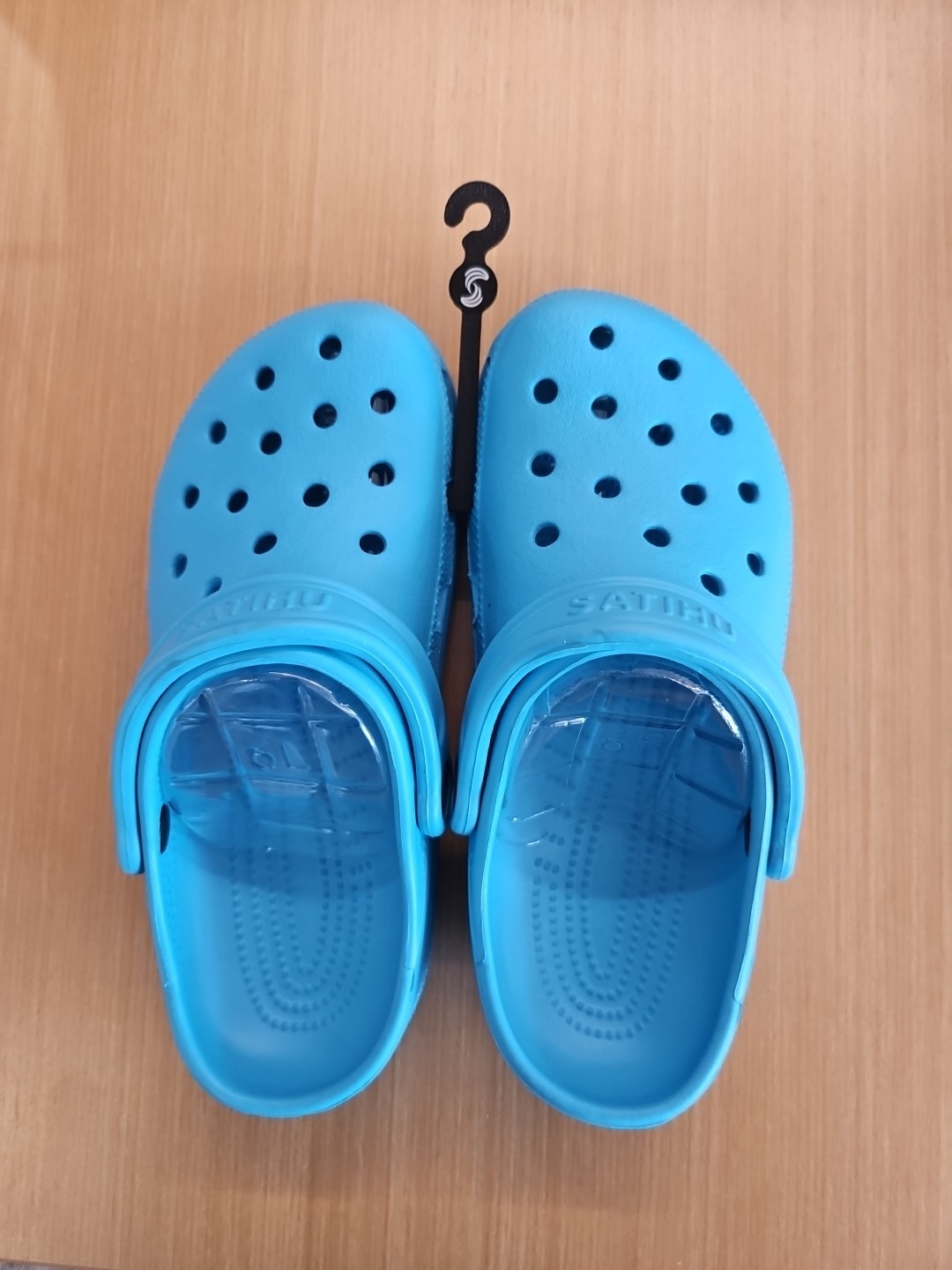 Happy Thursday Pins Satihu Light Blue Clogs Women Size 8 or 12 Man Size 6 or 10