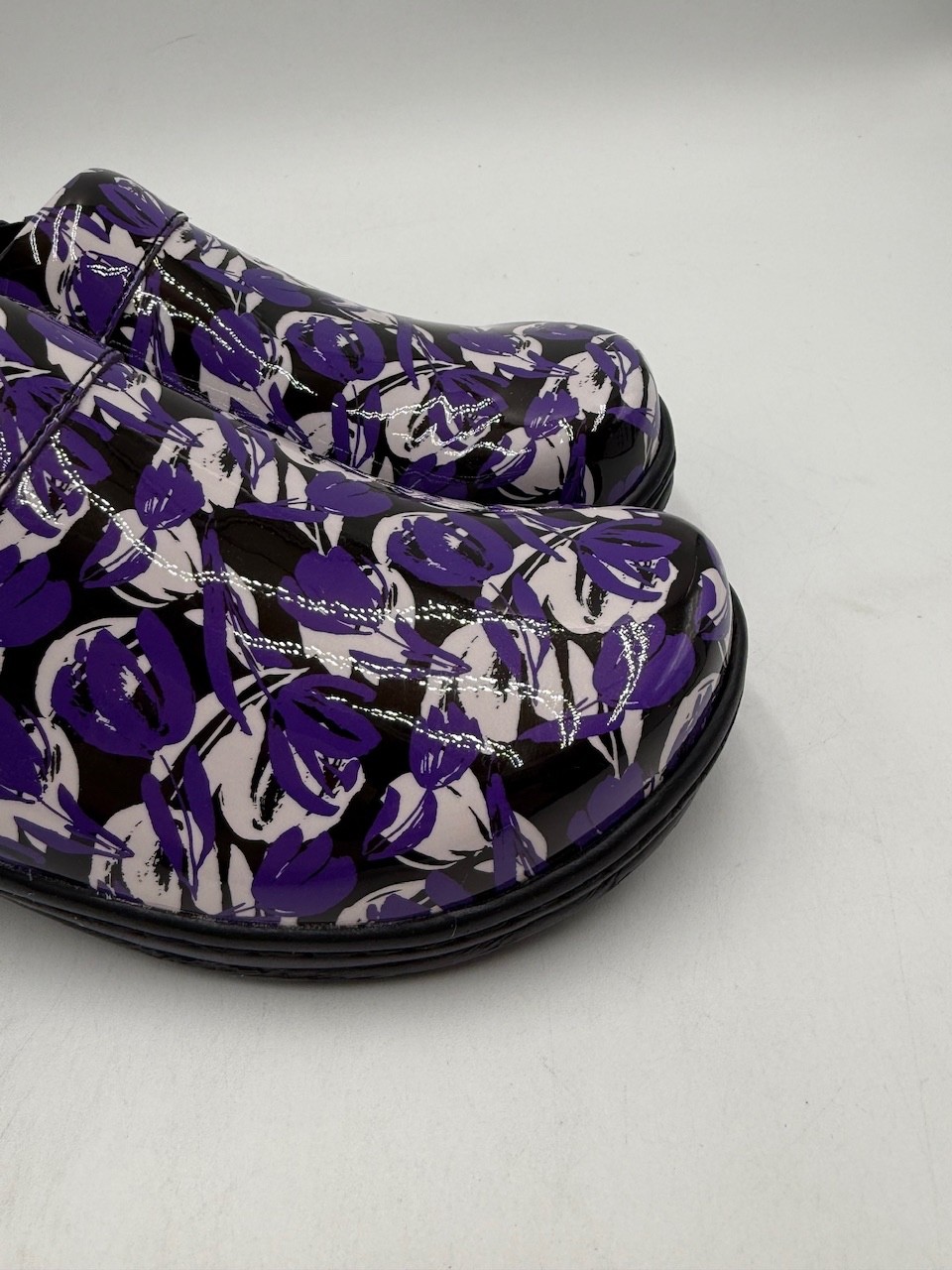 Klogs MISSION BRUSH STROKES PATENT Women’s NEW Comfort Shoe Purple Multiple Size