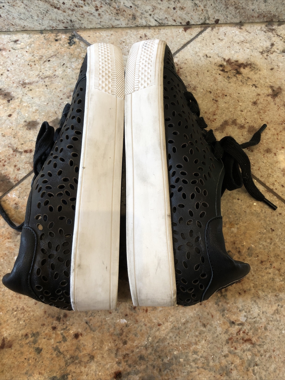 ALICE & OLIVIA LEATHER WOMEN SNEAKERS EUC Size 36.5