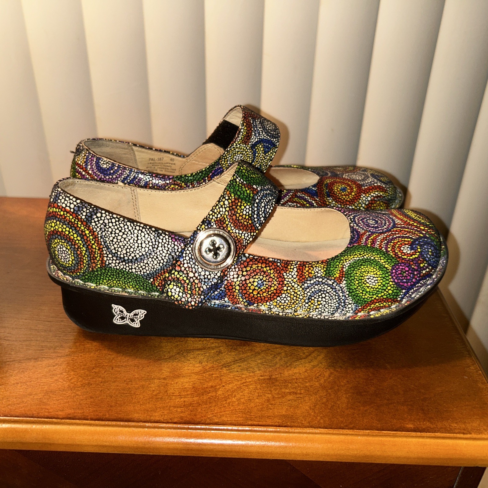 Alegria Paloma Bullseye Mary Jane Clogs Leather Womens 9.5 /40