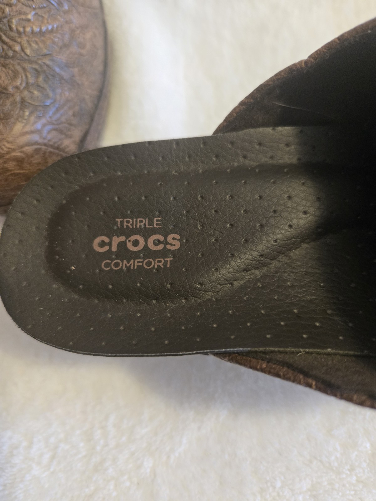 Crocs Sarah Tooled Clogs Brown Floral Textured Block Heel Boho Size 7W