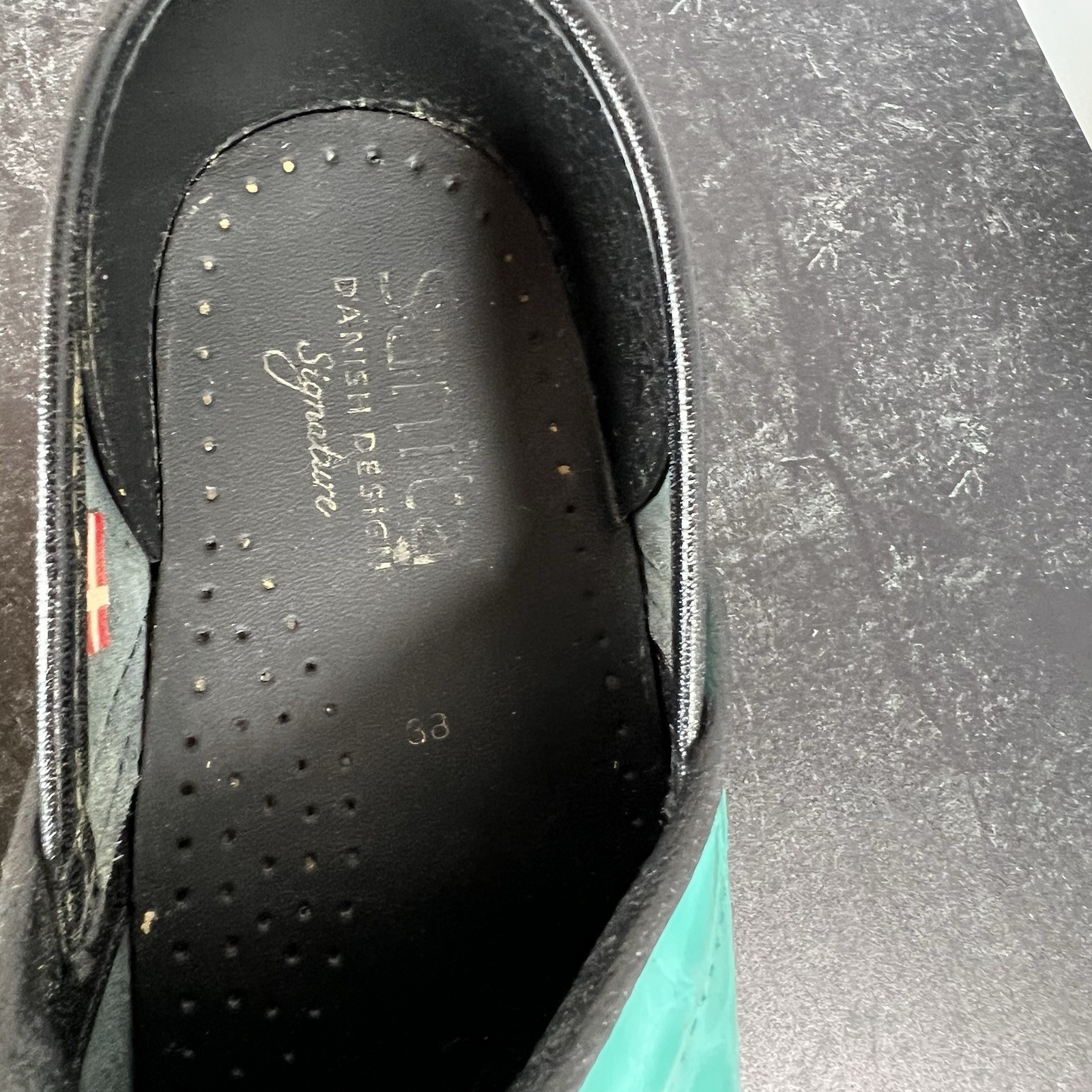 Sanita Professional Patent Leather Clogs Mint Teal Water Pattern Size 38 US 7.5