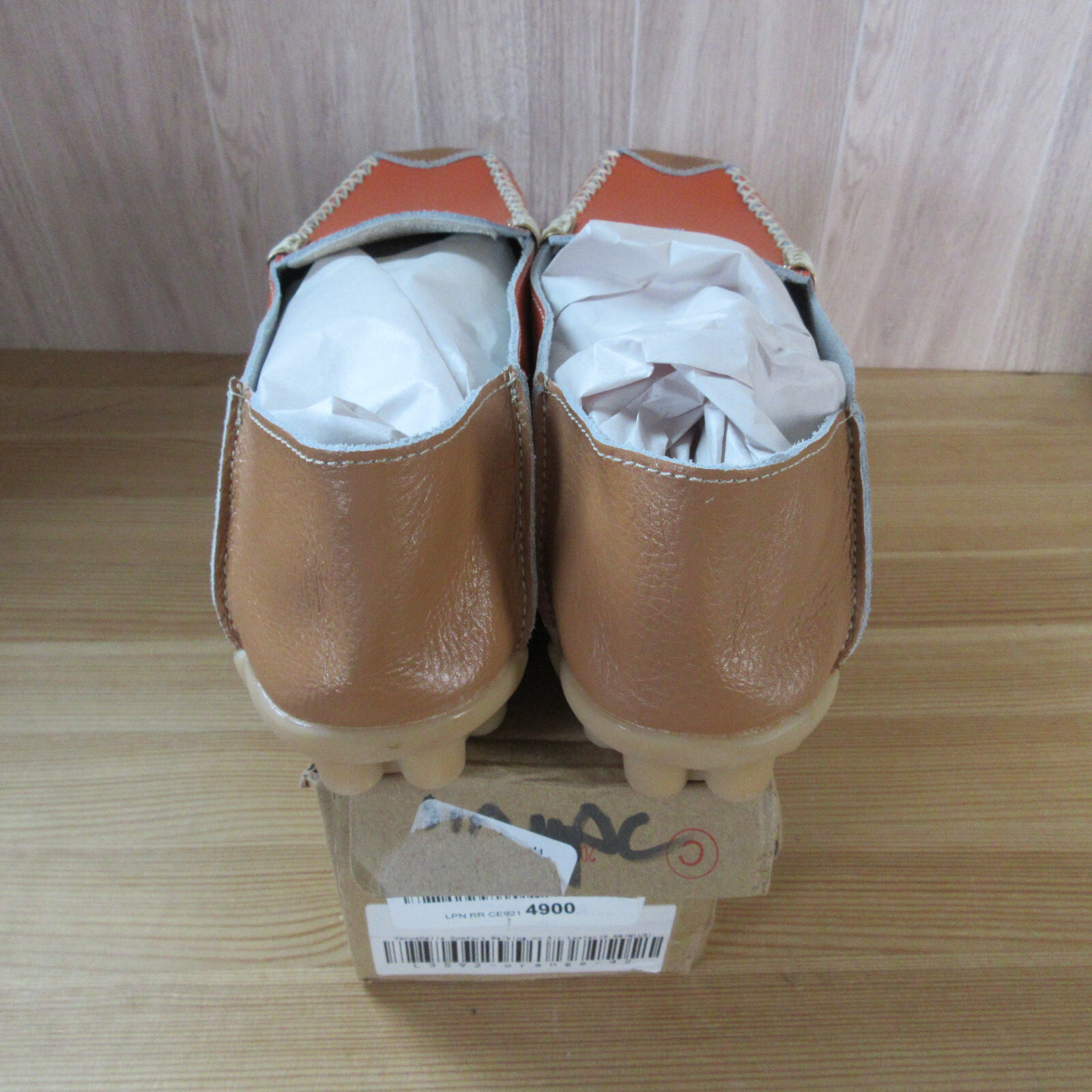 Venus Celia Womens size 9.5 M Pumpkin Orange Leather Moccasin Loafer Flats