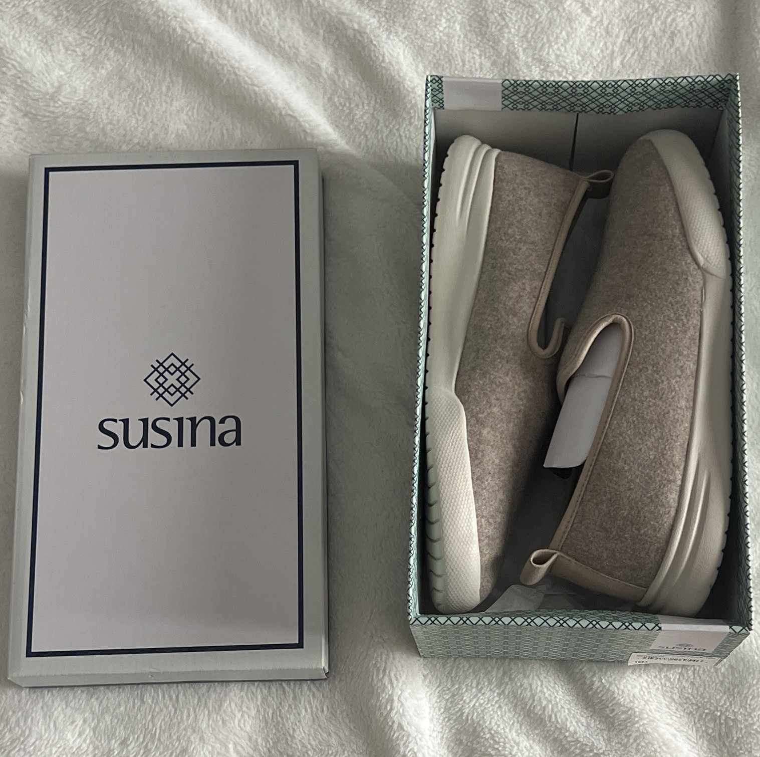 Susina Maren Comfort Slip-On Casual Walking Shoes Beige Fabric US 10 M