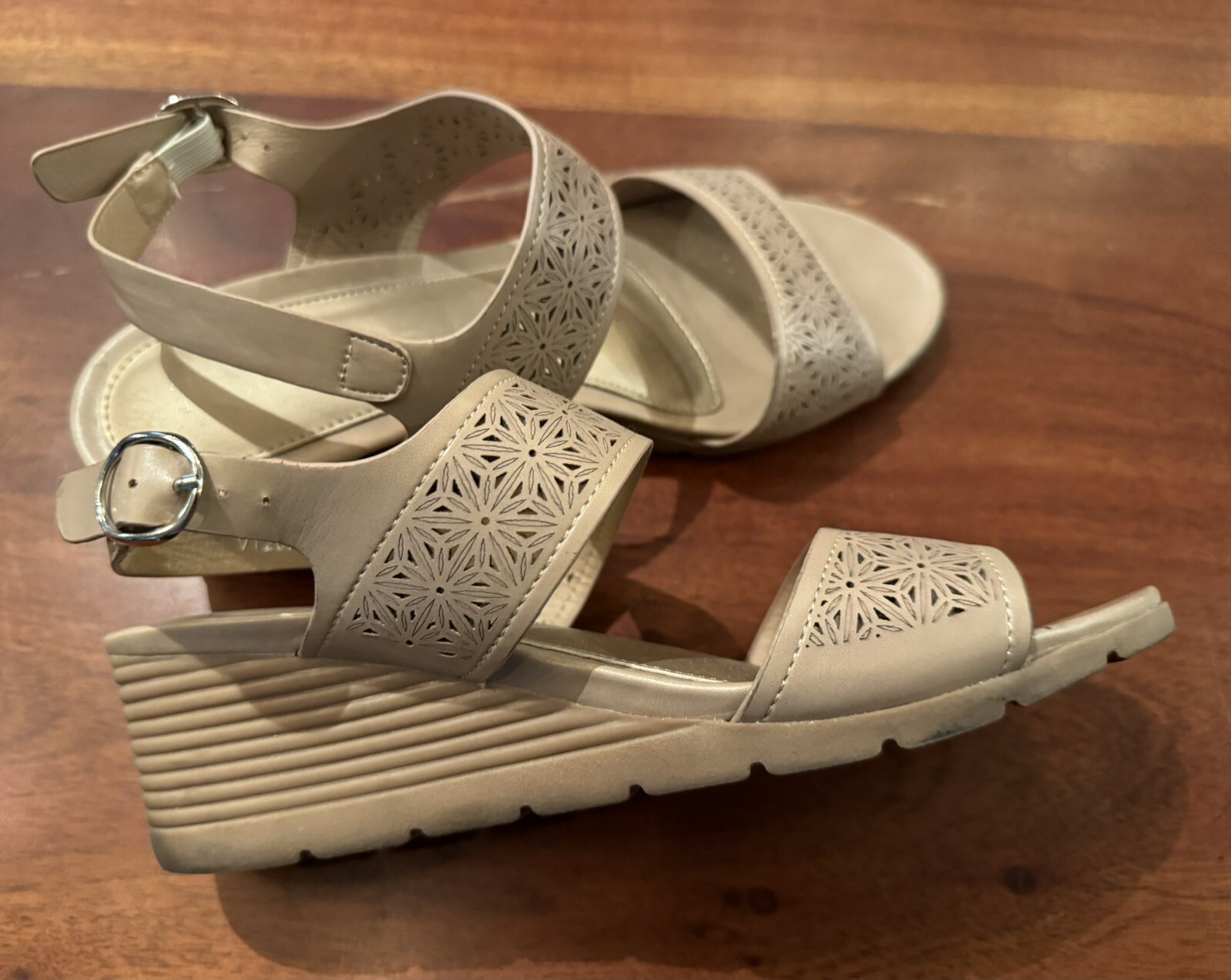 TEMOFON Womens Wedge Elastic Ankle Strap Bohemian Open Toe Sandal Sz 7