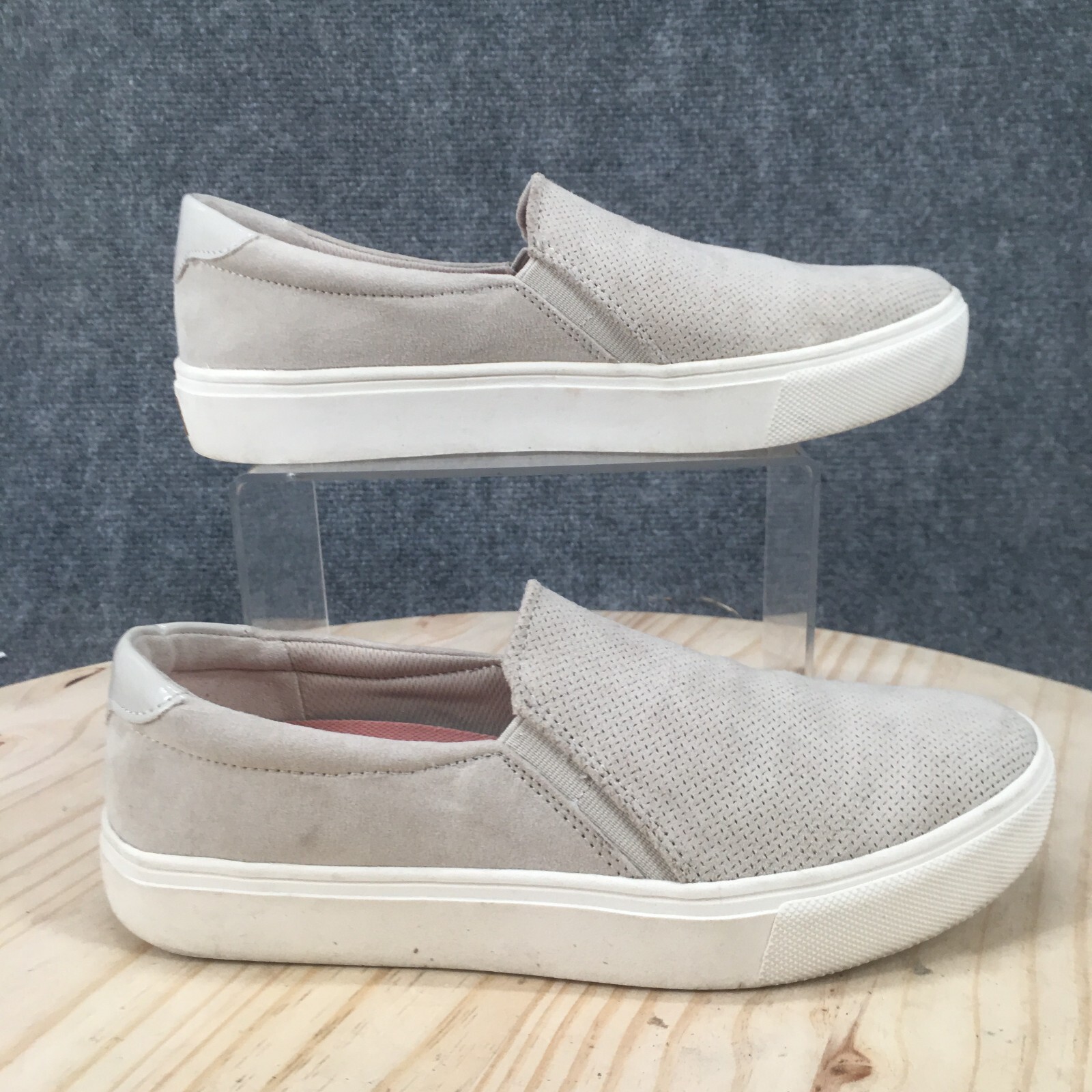 Dr Scholls Shoes Womens 8 M Nova Slip On Sneakers Gray Perforated Fabric Casual