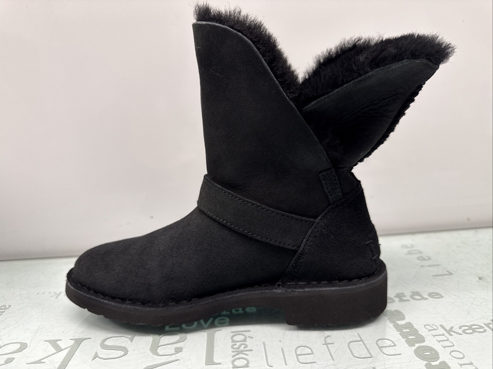 UGG Women Boot 1126673 Black Suede Pull-On Size 5(36)