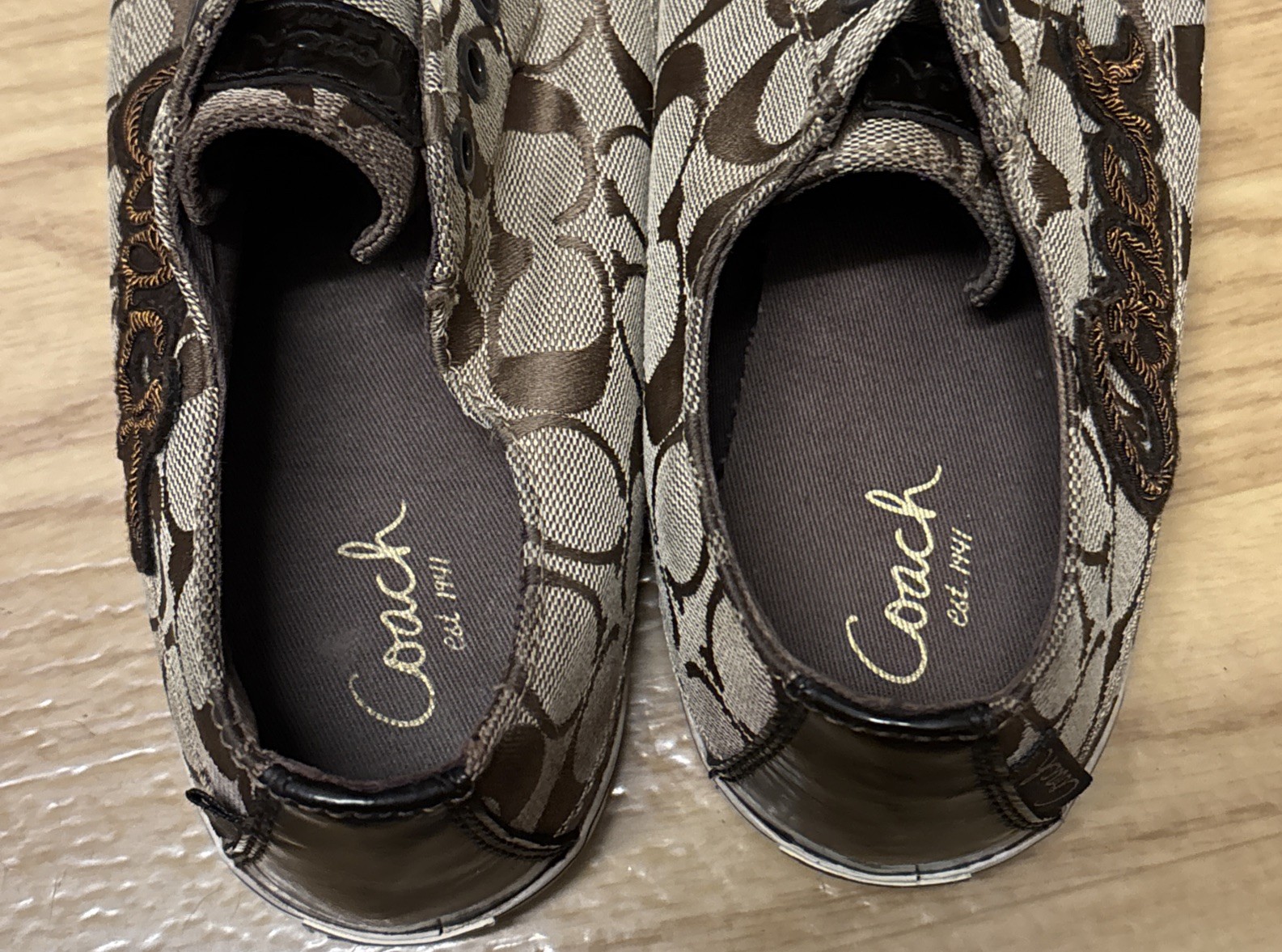 Coach Keeley Khaki Signature C Logo Sneakers Slip On Shoes Embroidered Women 8.5