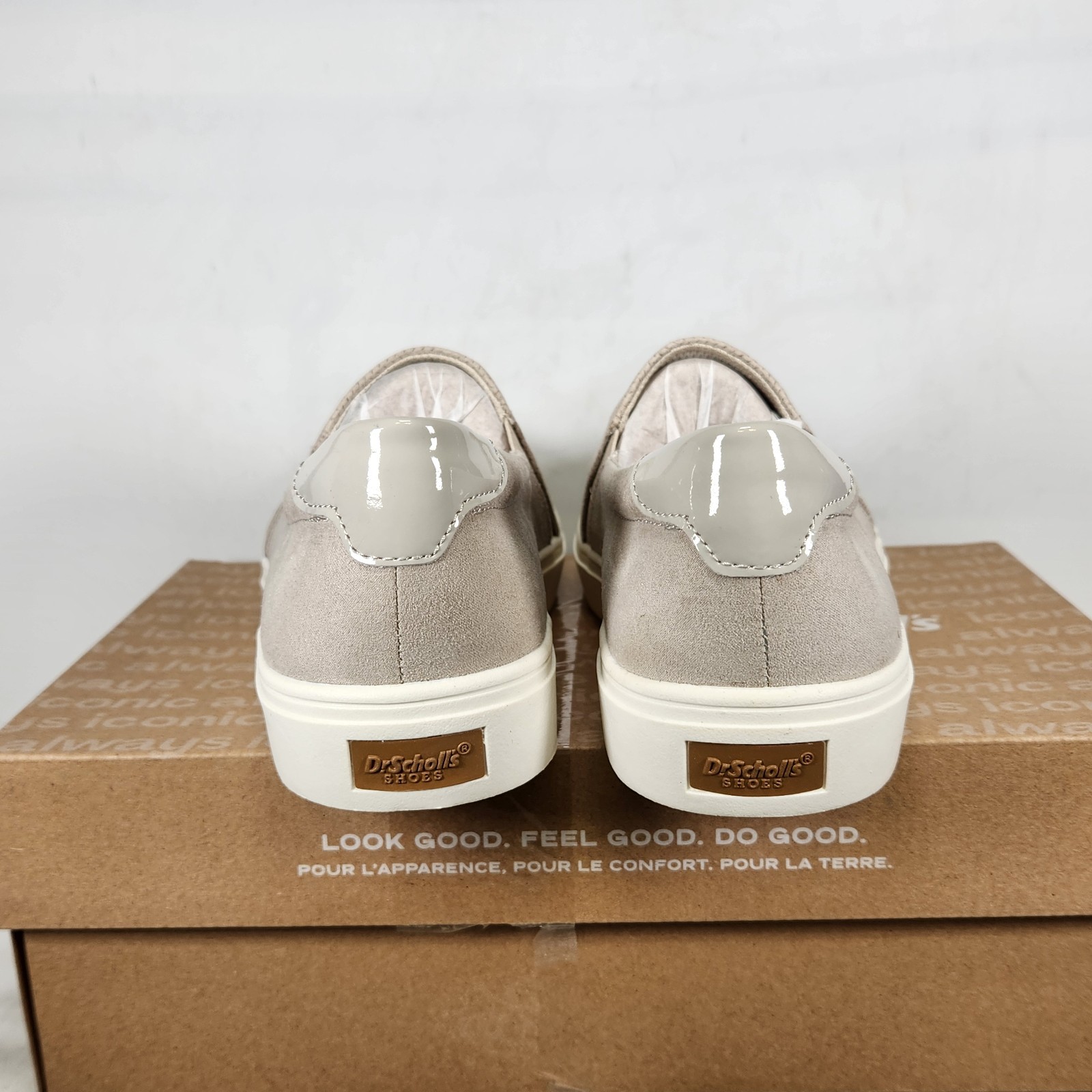Size 9.5 WIDE – Dr Scholls Nova – Oyster