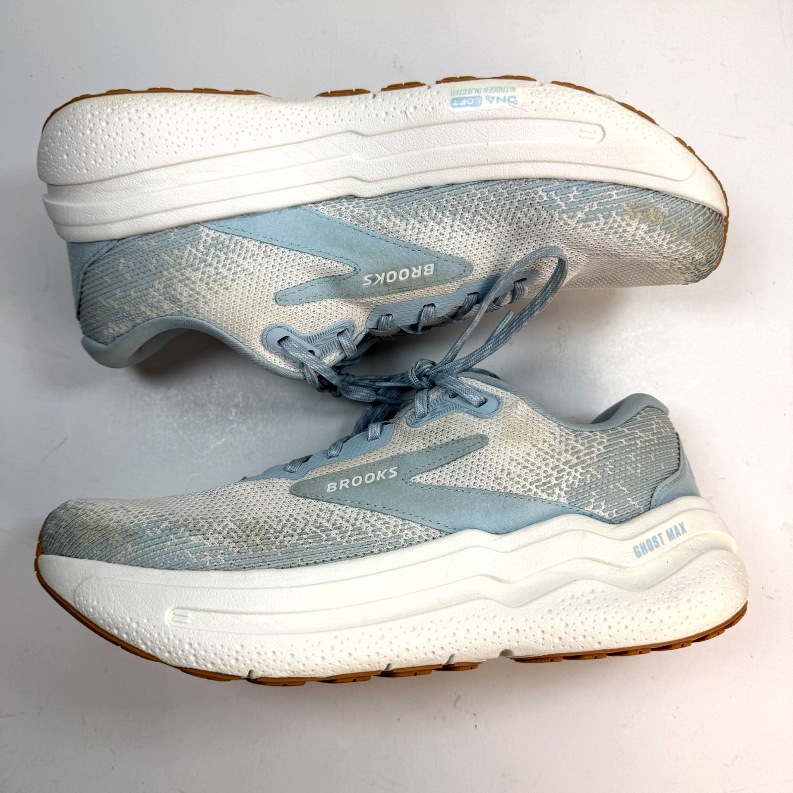 Brooks Ghost Max Running Shoes Womens 9.5 White Mesh Athletic Sneakers Comfort