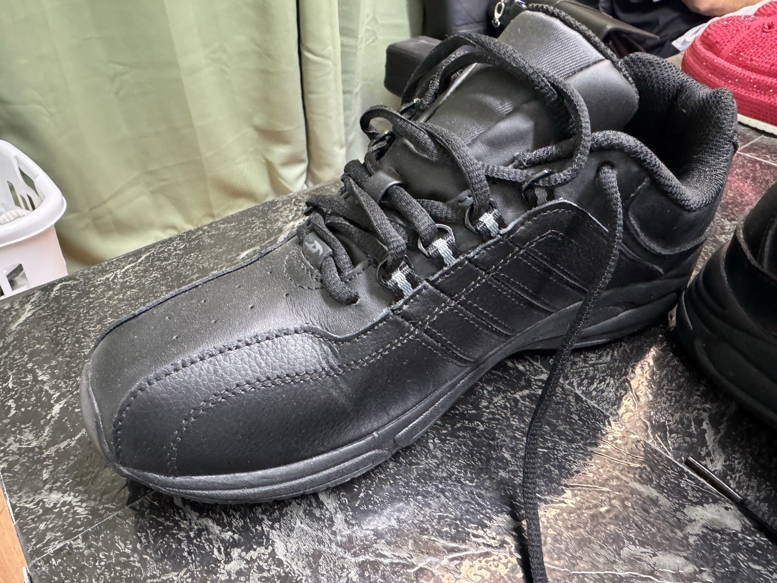 Dr. Scholl’s Work Kimberly II Women’s 10W Black Slip Resistant Leather Work Shoe