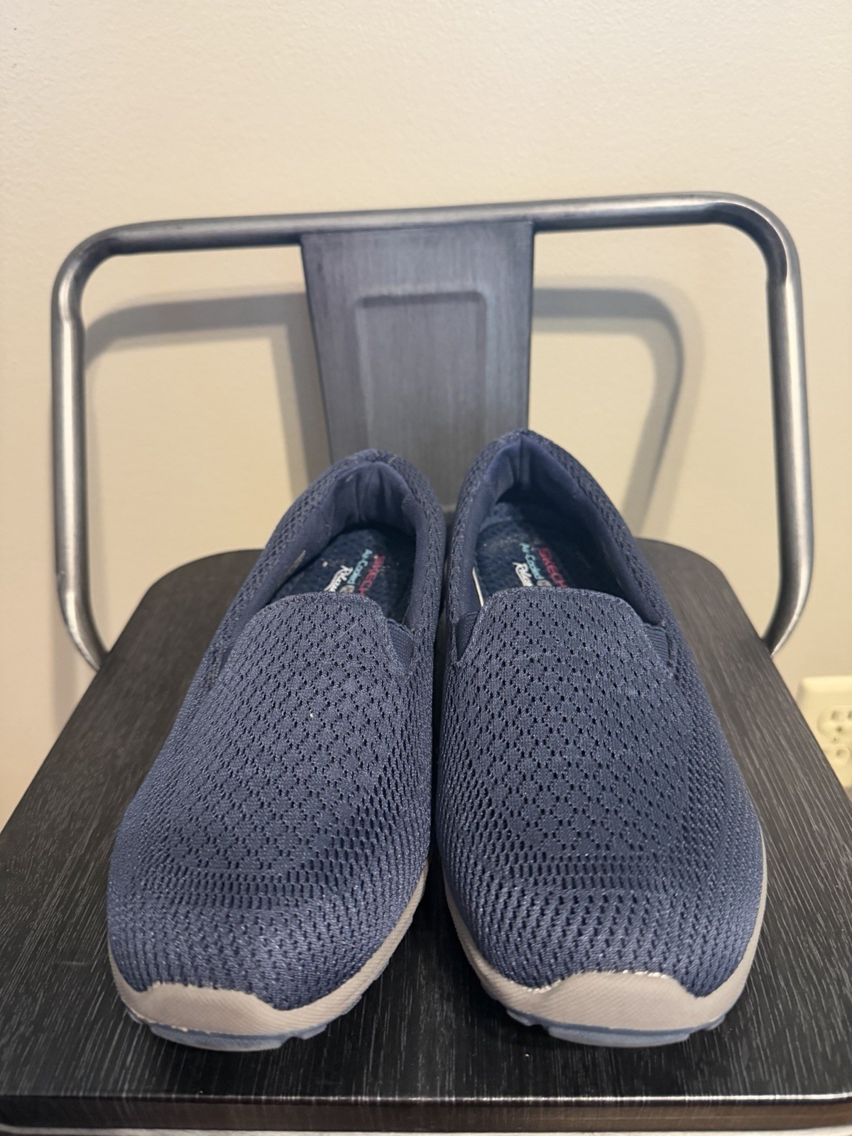 Skechers Relaxed Fit Air-Cooled Memory Foam Slip On Shoes Women’s 8 Navy Mesh