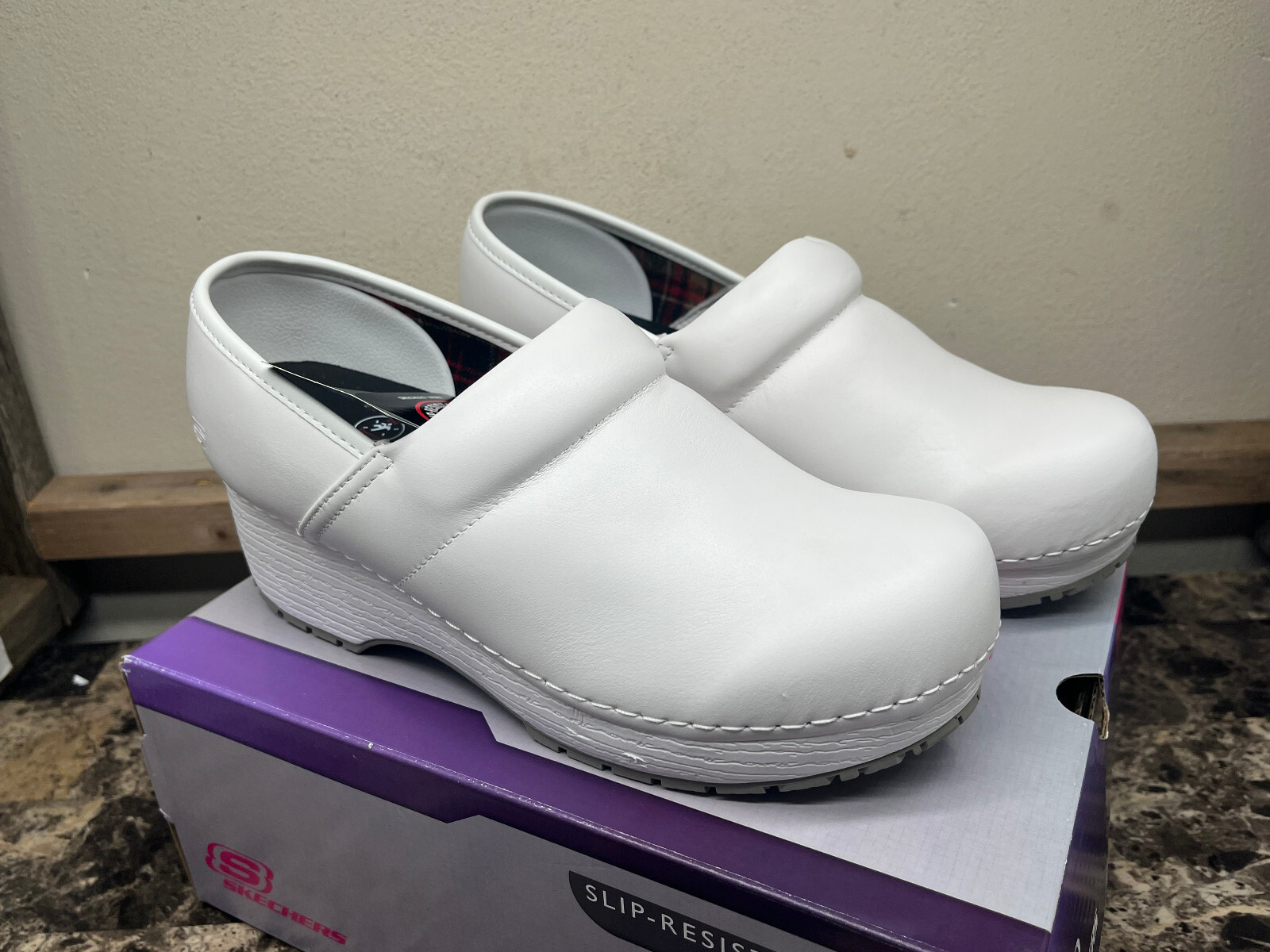 SKECHERS Work Clog SR Slip Resistant White Women’s Size 6-11 77227/WHT – NEW