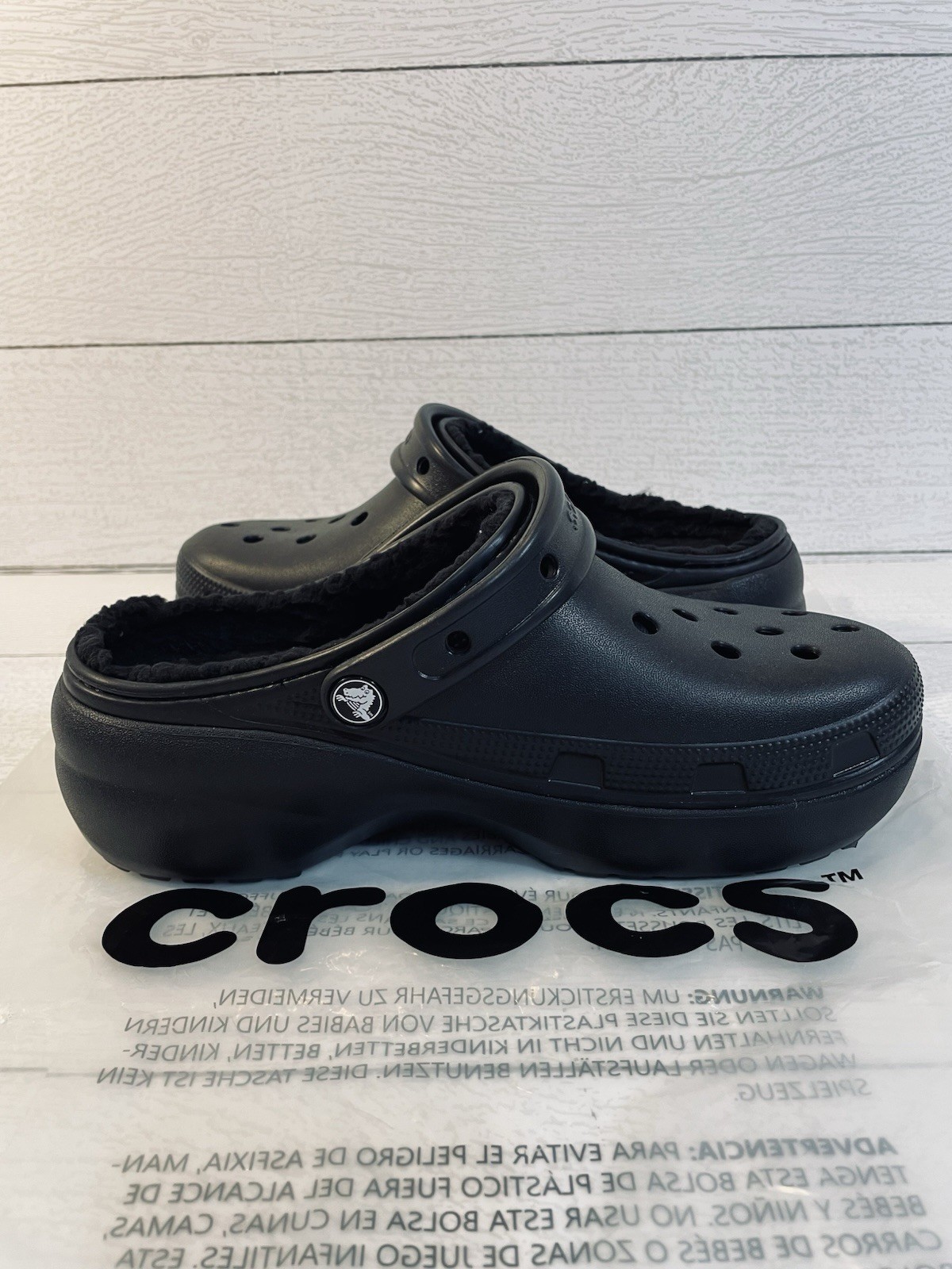 Crocs Women’s Sherpa Lined All Black Noir Platform Clogs Size 8 Brand New