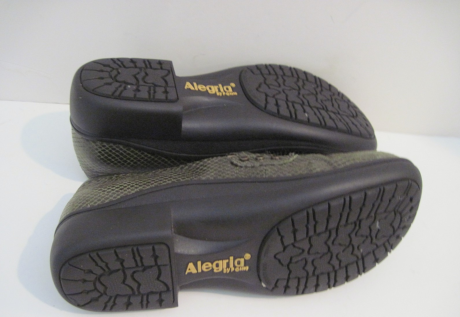 Alegria By PG Lite TAY -723 Green Glossy Snake Leather Shoes Size 36, US 6-6.5