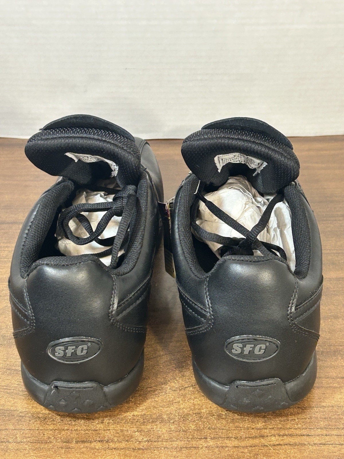 Shoes For Crew SFC Slip Resistant Mighty Grip Women’s 8.5 Black Leather