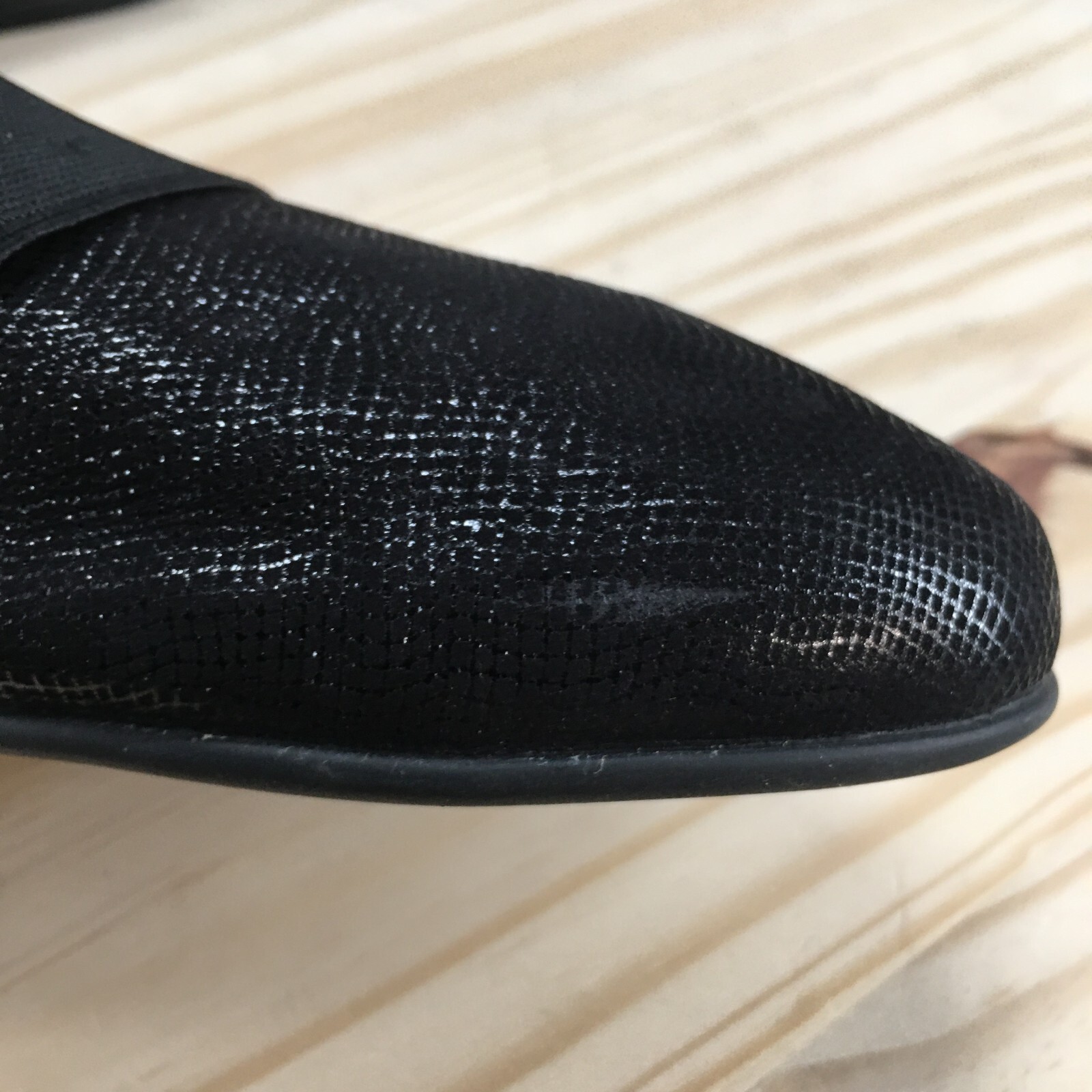 Unstructured by Clarks Shoes Womens 8.5 M Slip On Black Almond Toe Casual