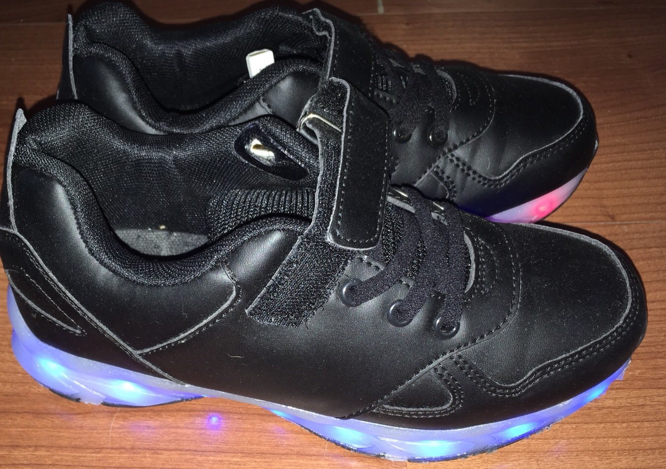 Black starlight (LED) shoes Size 37 (6.5 Us)